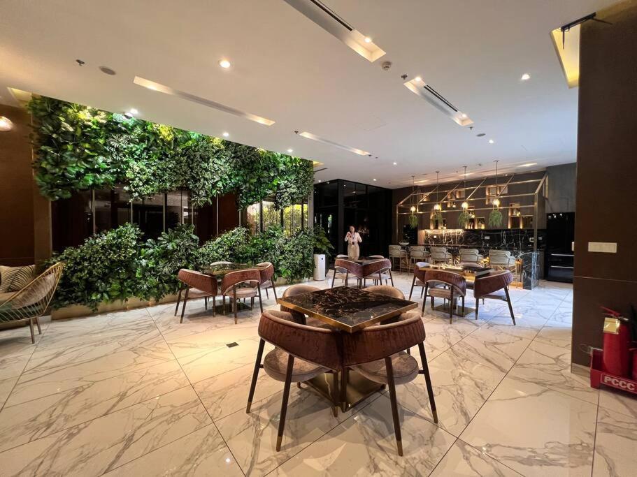 Luxury In Zenity District 1 * Ho Chi Minh City