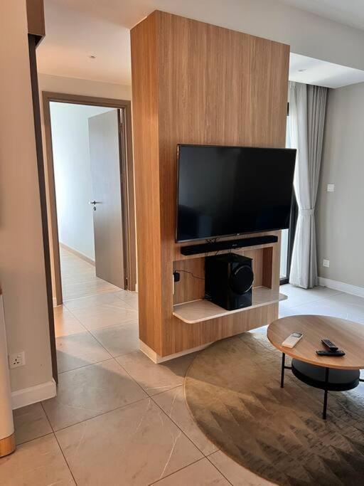Luxury In Zenity District 1 Pangsapuri