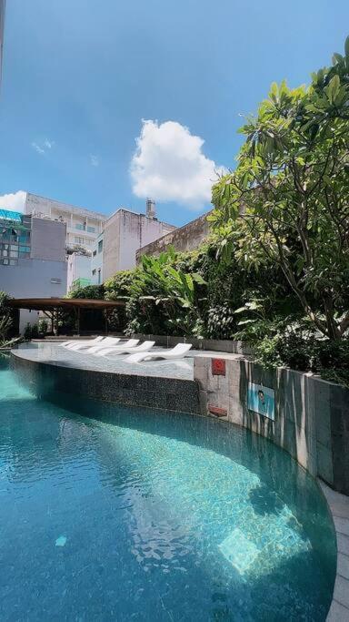 Luxury In Zenity District 1 Pangsapuri