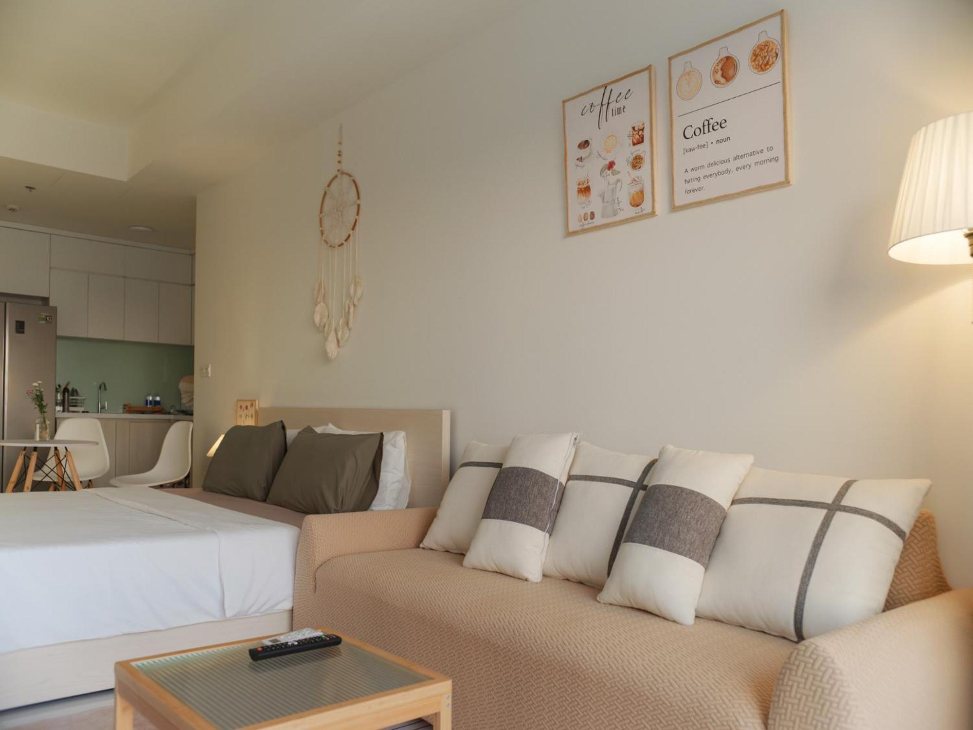 Apartment Cozy Centrally District 1 Ho Chi Minh, 300m To Bui Vien *
