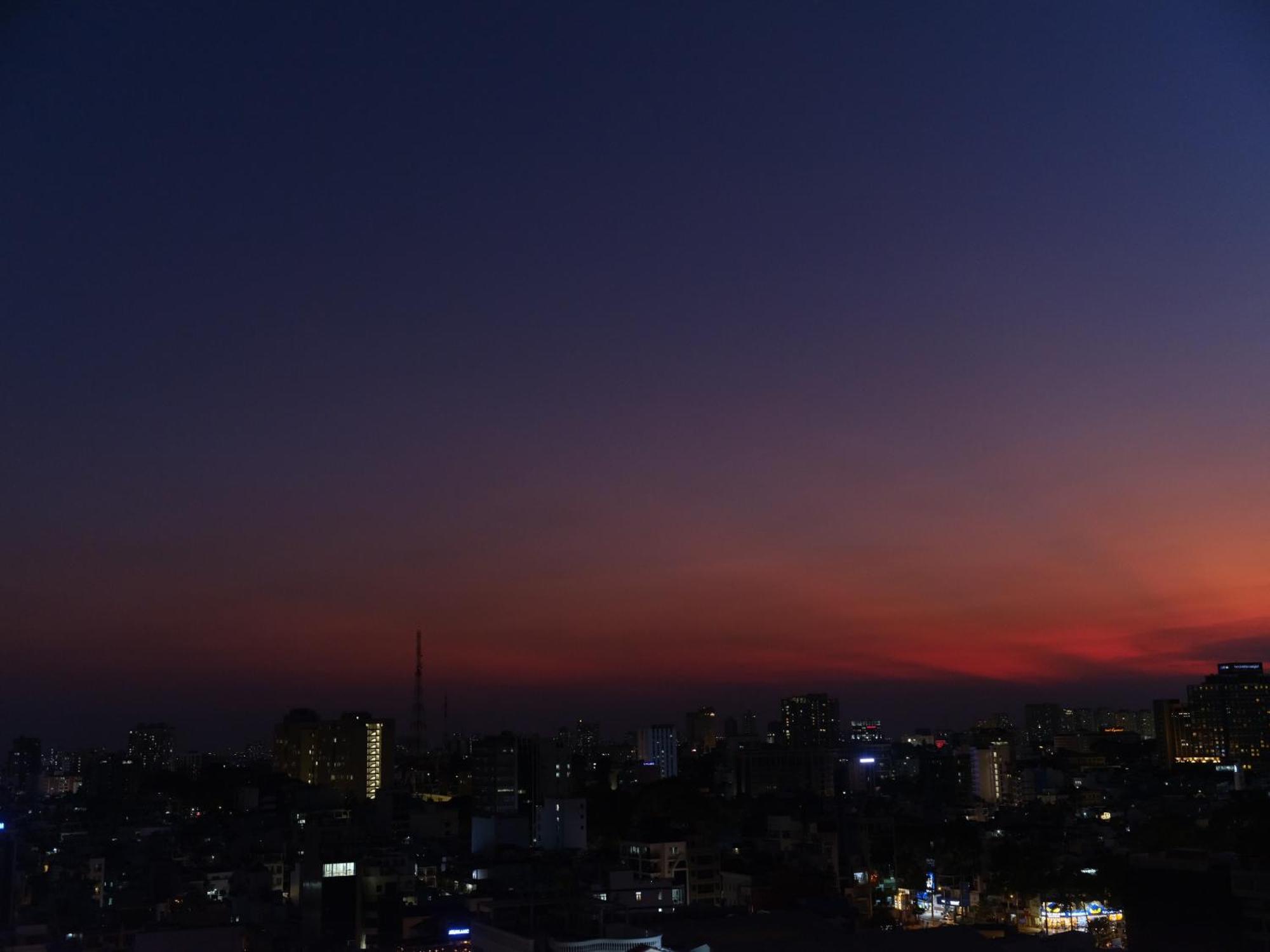 Apartment Cozy Centrally District 1 Ho Chi Minh, 300m To Bui Vien