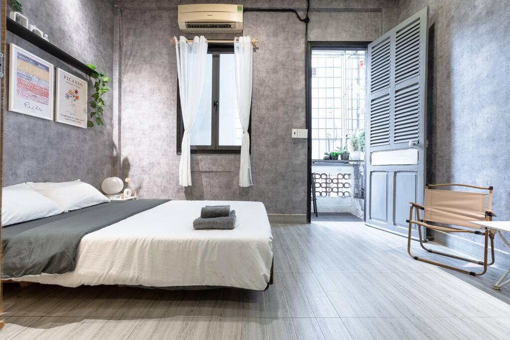 2 Bedroom Industrial In Central Saigon