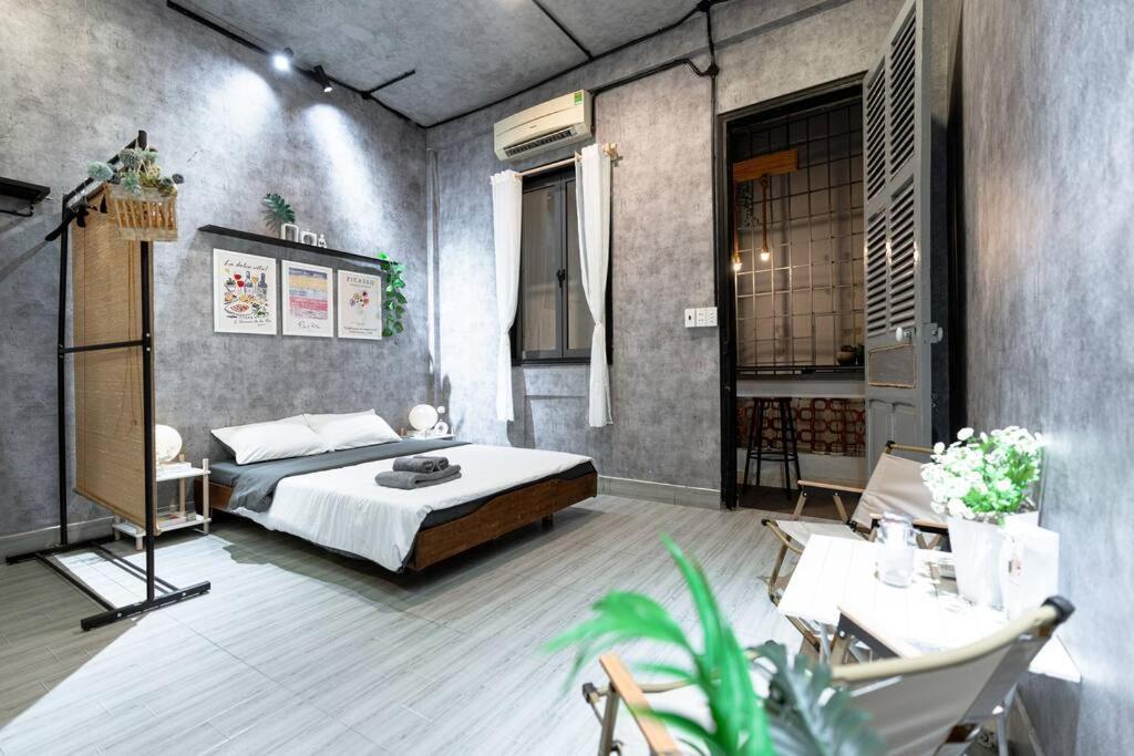2 Bedroom Industrial In Central Saigon
