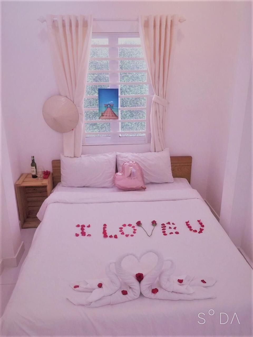 H Cafe Saigon Hotel 2*