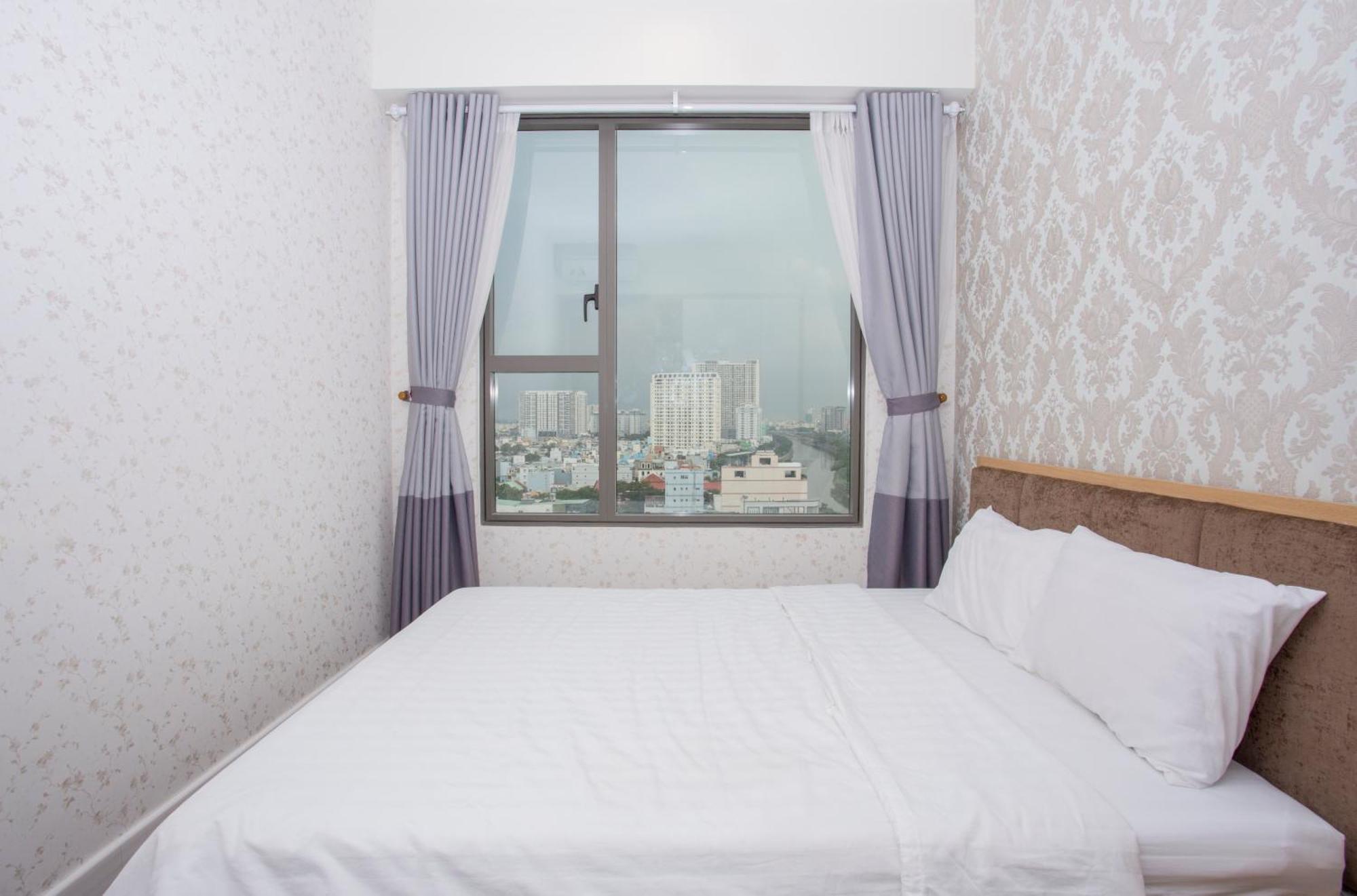 Oui! Oui! Cbd - Rivergate Building Ho Chi Minh City