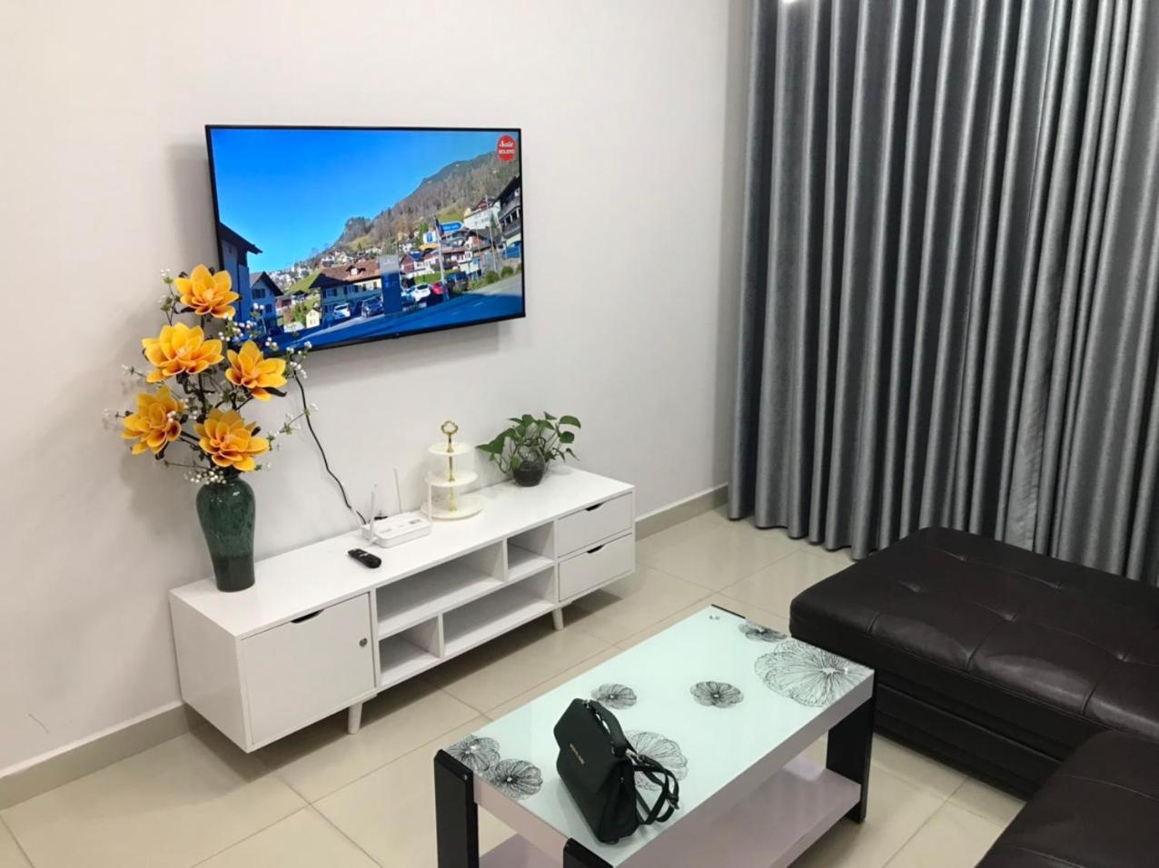 Ho 2 Phong Ngu 2toilet 70m² Gia Tot Celadon, Aeon Mall Tan Phu Apartment