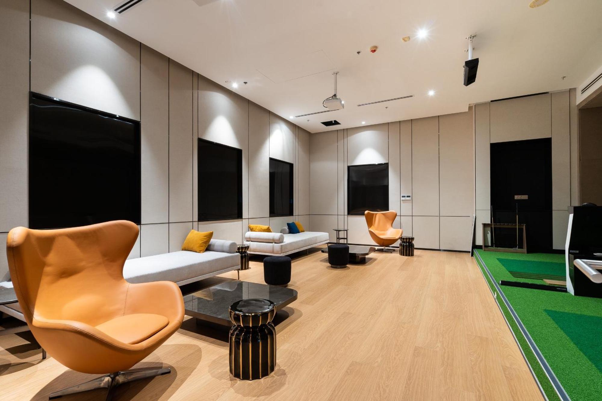 The Crest-central Saigon Riverside -free Pool-gym-sauna Room-yoga