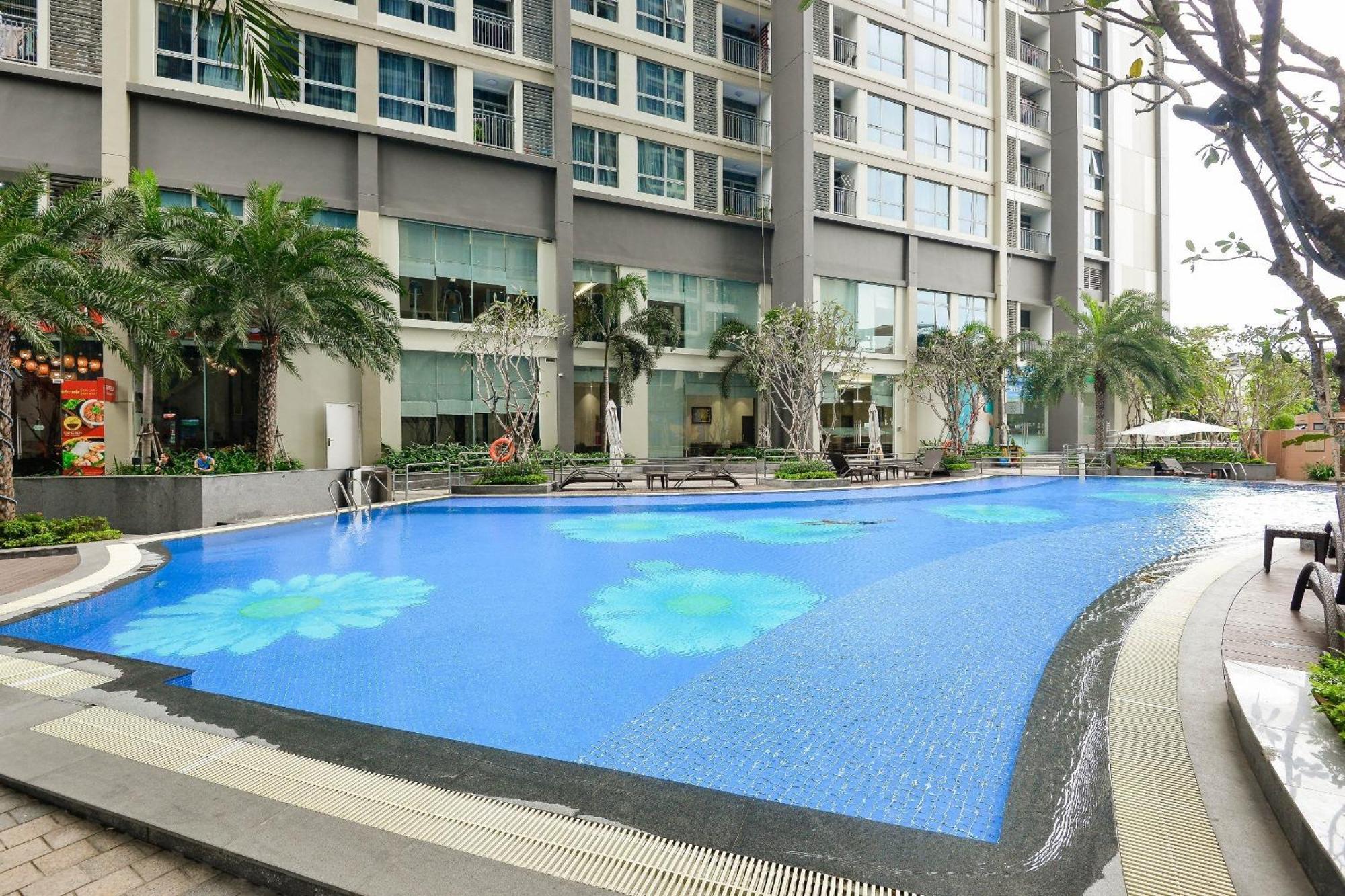 Landmark 81 And Vinhomes Riverside Apartment