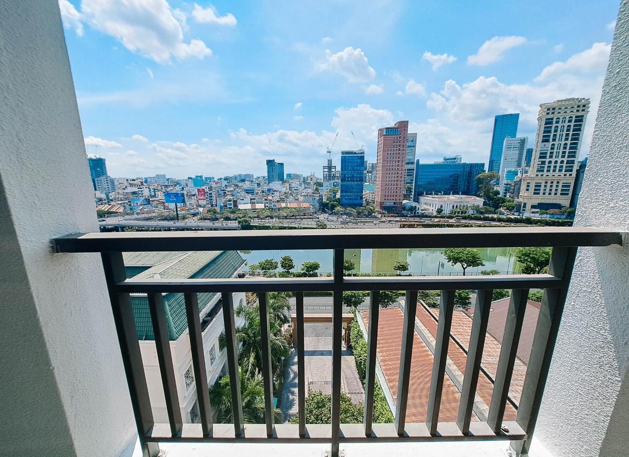 Rem Icon 56 Cbd - Free Gym & Pool * Ho Chi Minh City
