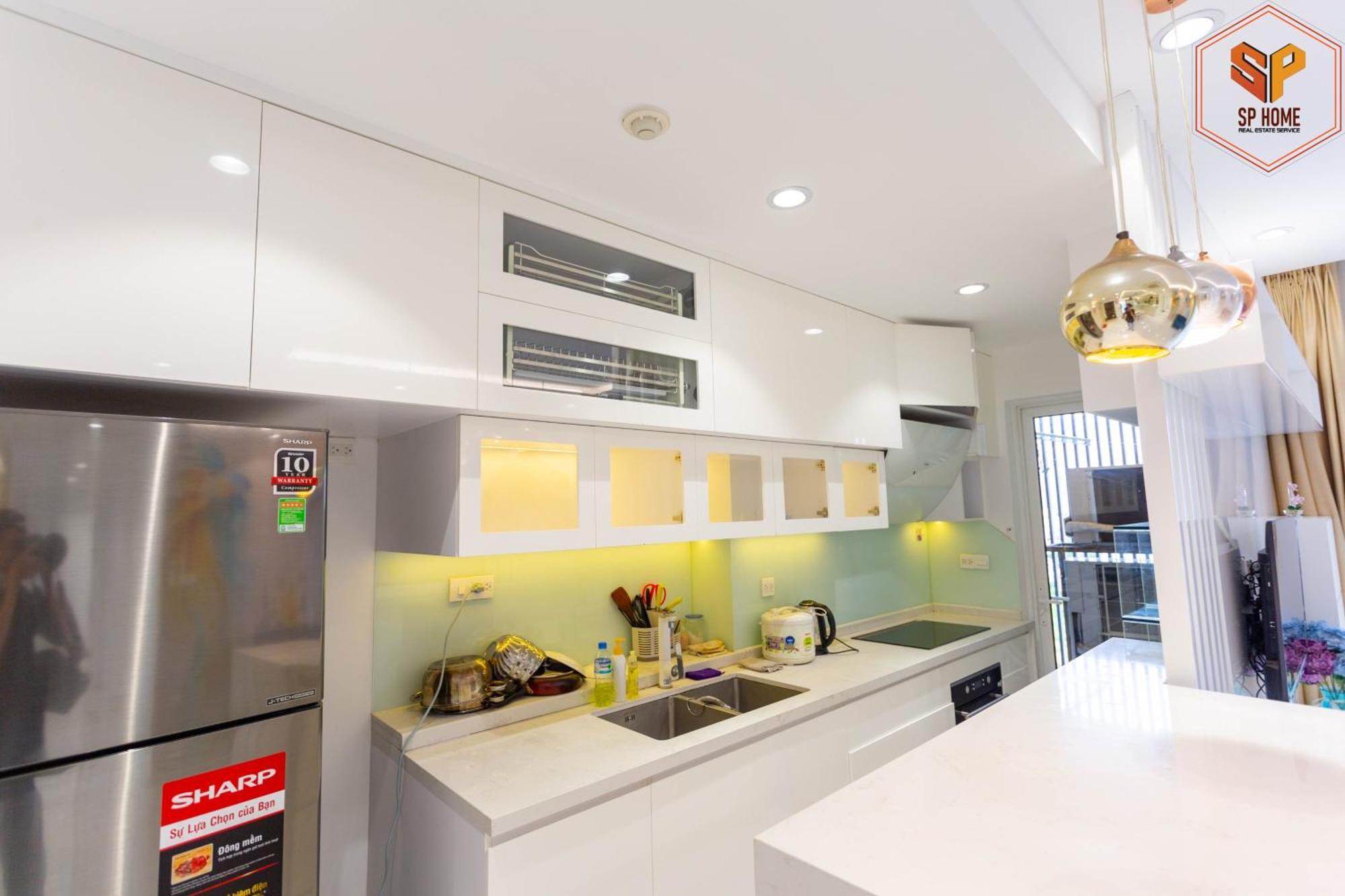 Can Ho Sunrise City - City View Quan 7 *