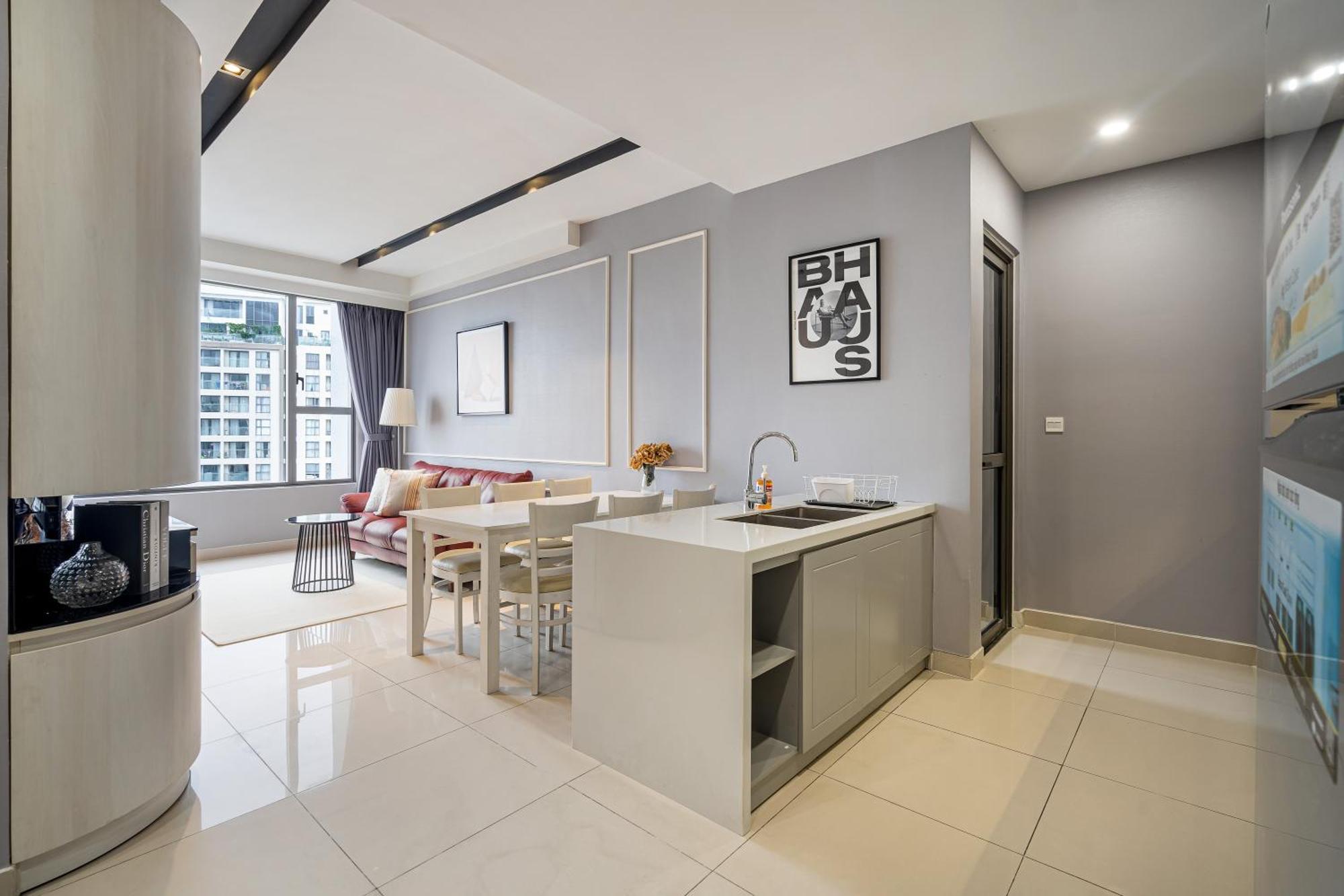 Rivergate - Saigon Royals - Tresor Modern Service - Haohomes