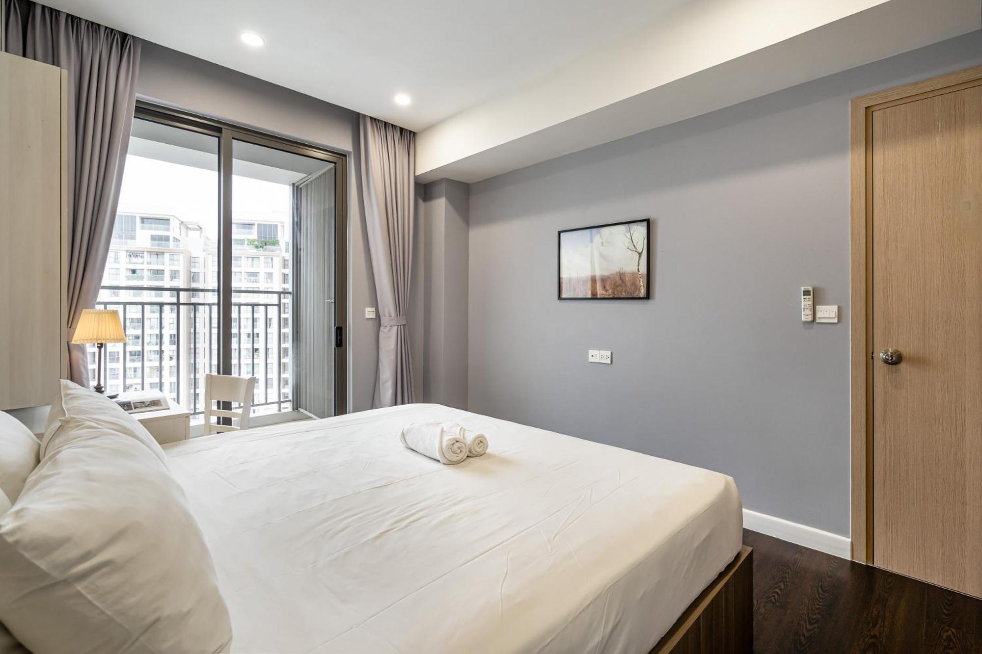 Rivergate - Saigon Royals - Tresor Modern Service - Haohomes