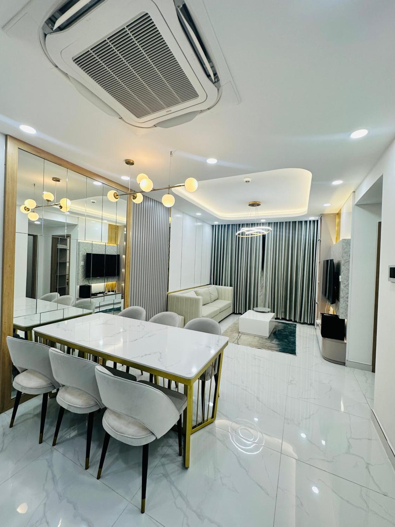 Apartment Cho Thue Ho Full Noi That Khu Diamond Alnata Ho Chi Minh City