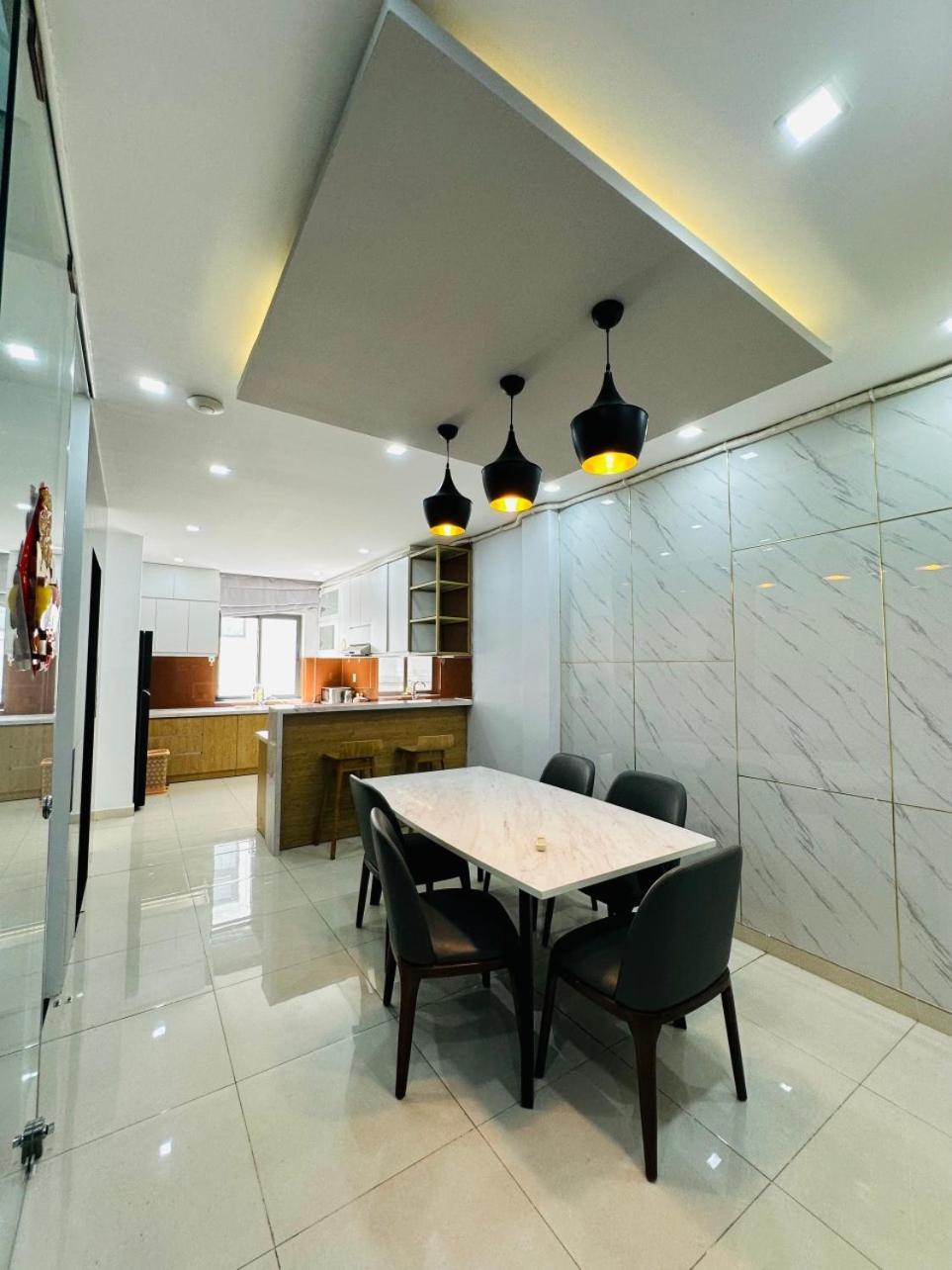 Apartment Tphomes Lakeview *
