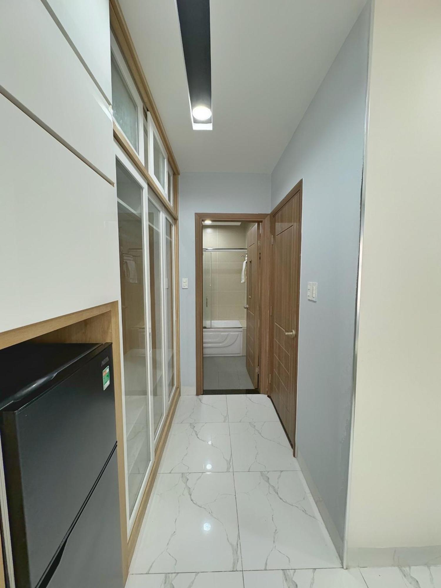 Tphomes Lakeview Apartment *