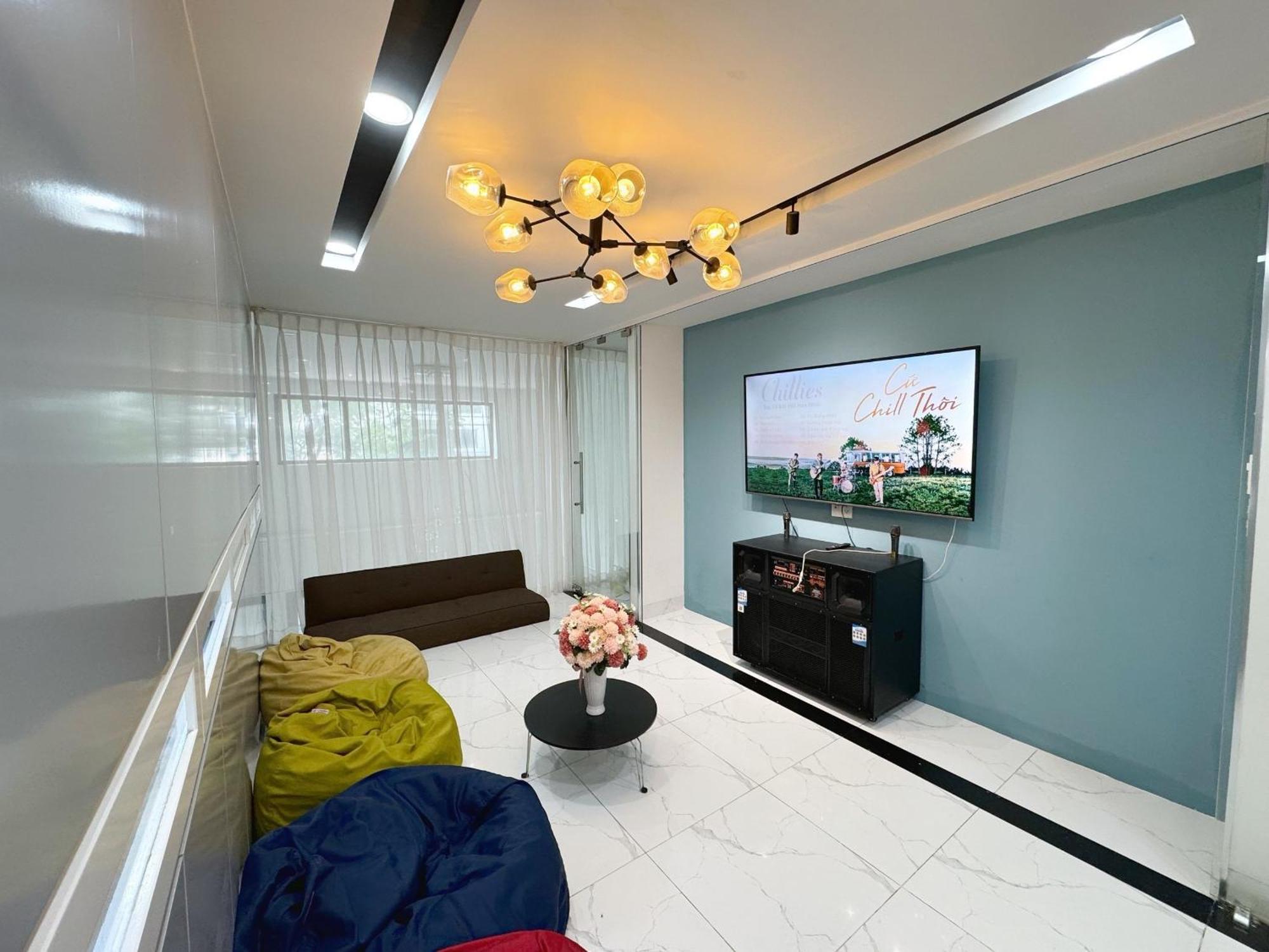 Tphomes Lakeview Apartment