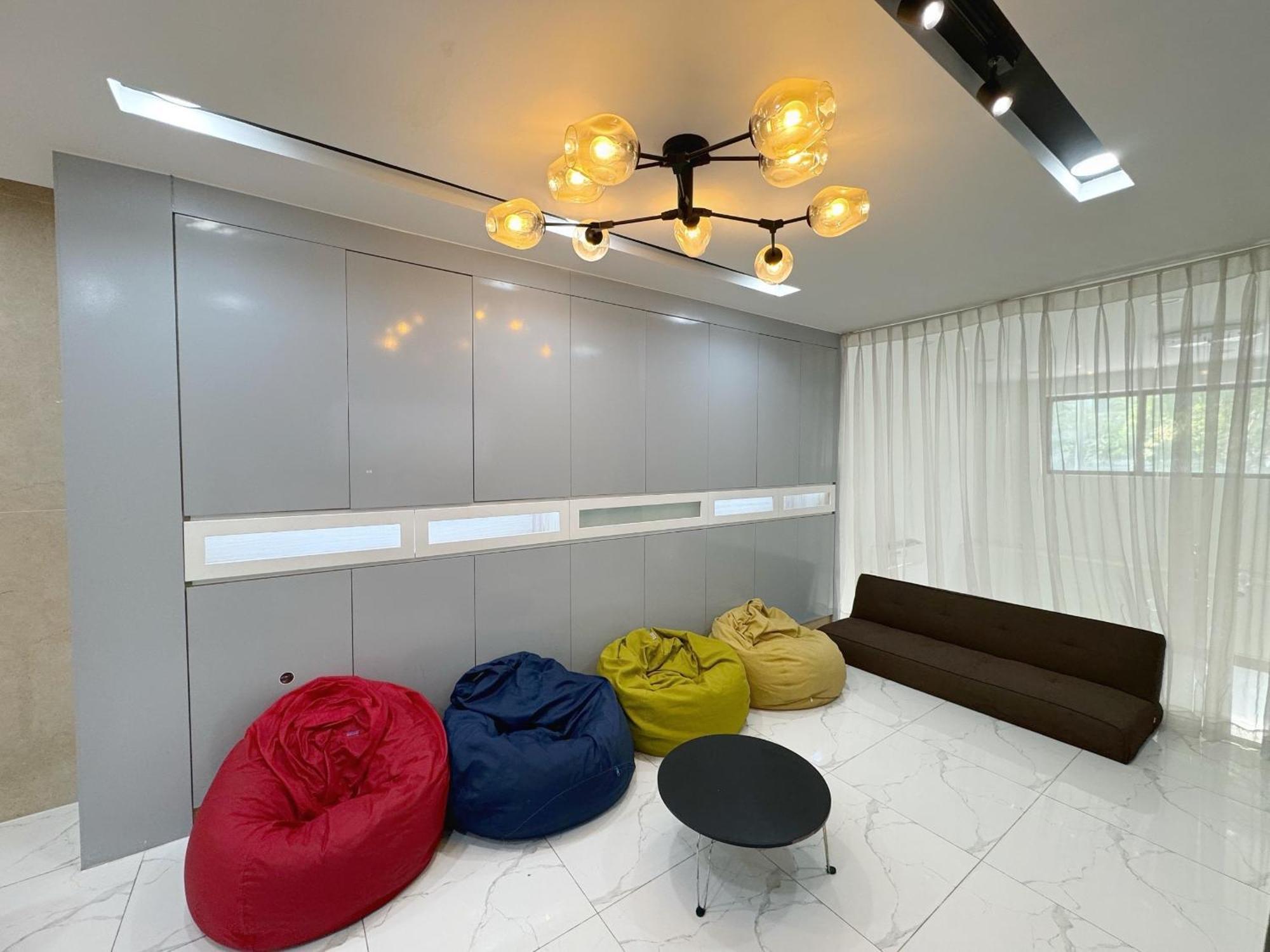 Tphomes Lakeview Apartment *