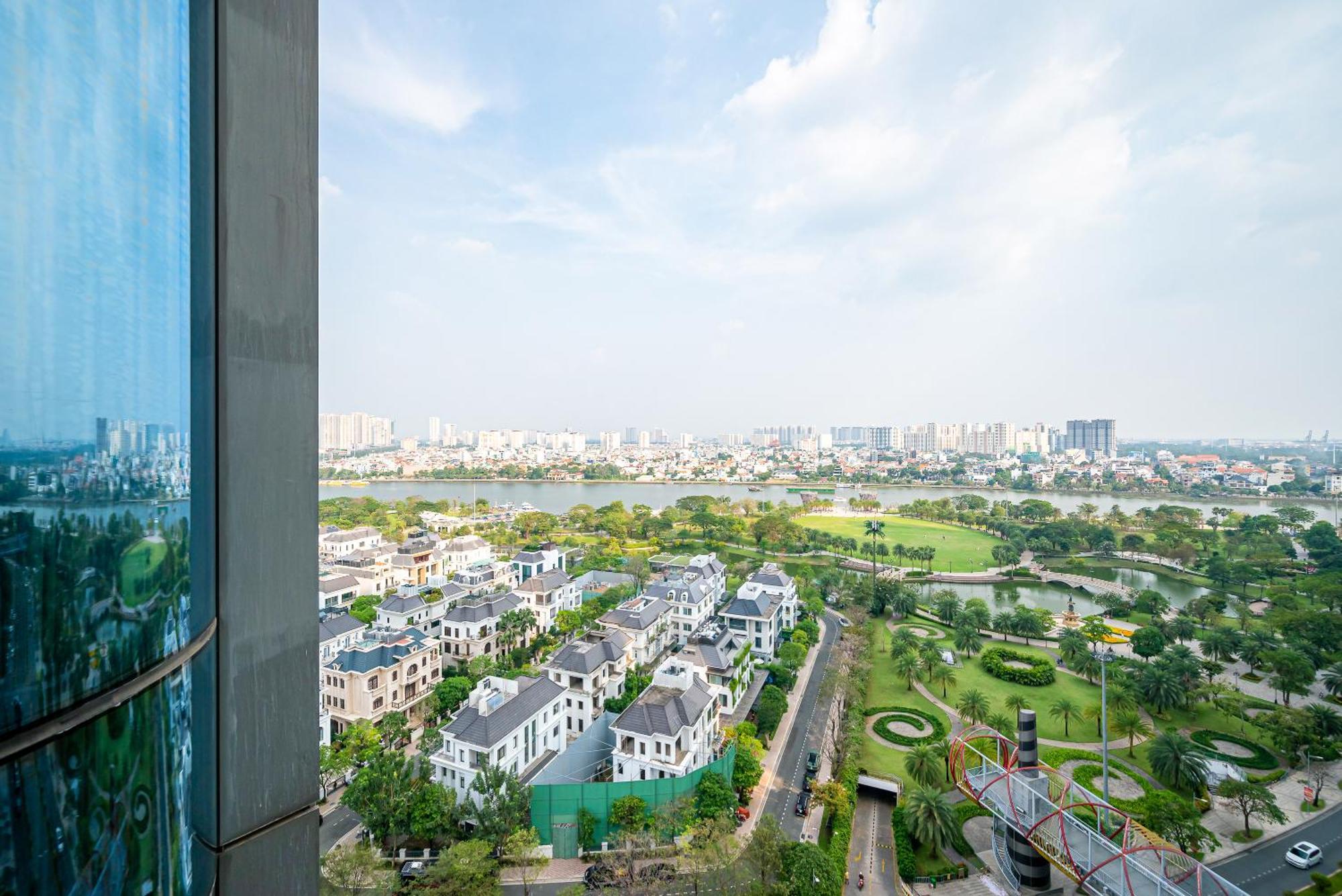 Apartment Celavie Serviced - The Vinhomes And Landmark Ho Chi Minh City