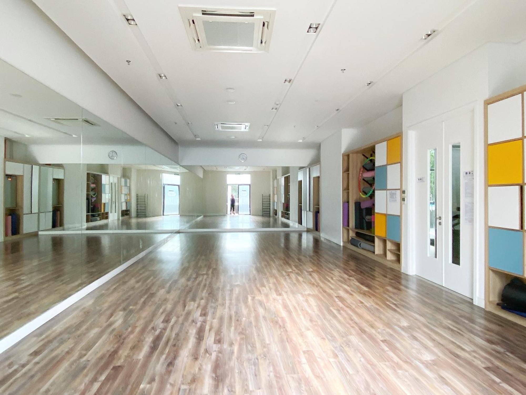 Ho San Bay Tan Son Nhat 2 Phong Ngu - Ho Boi - Gym Mien Phi * Bandar Ho Chi Minh