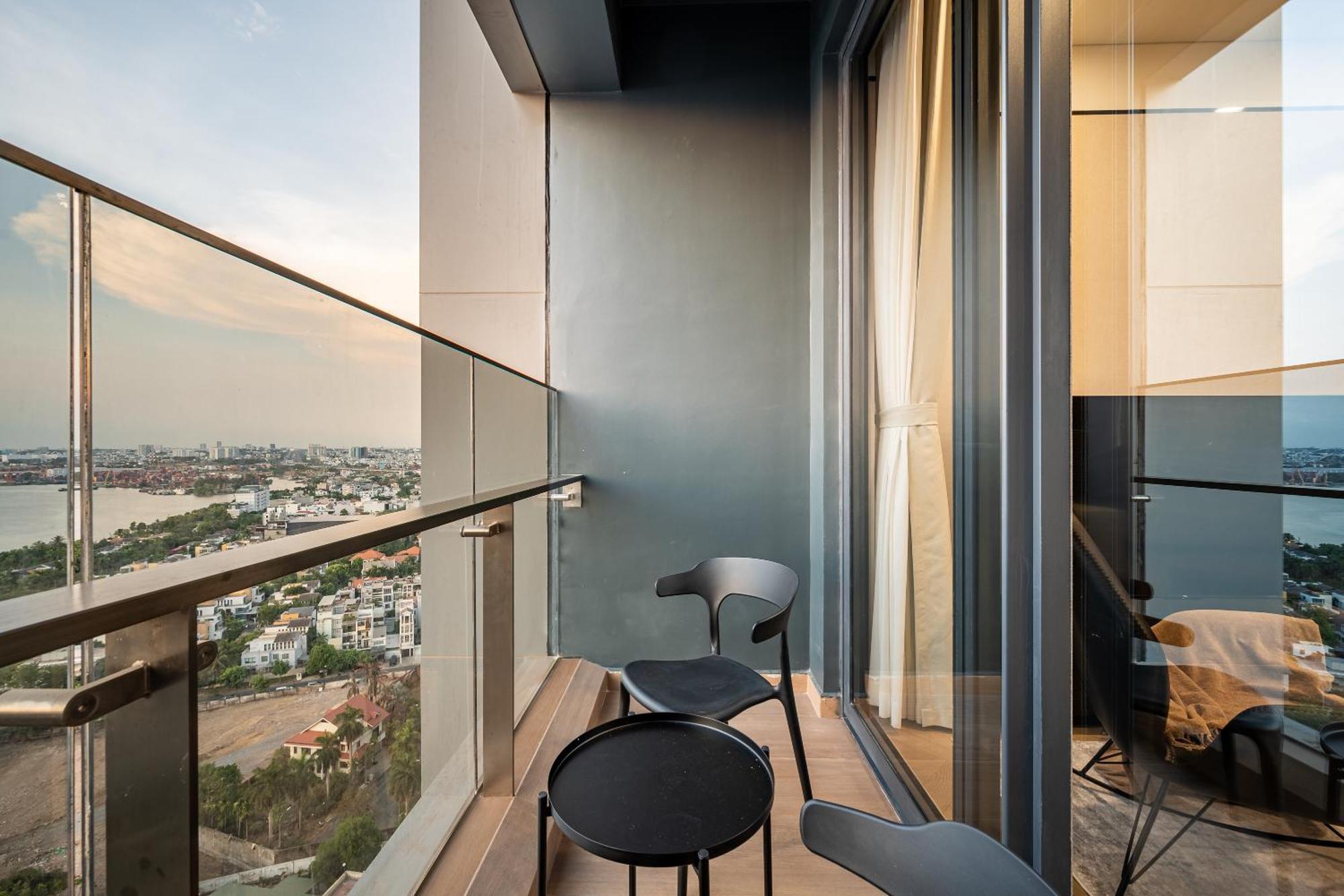 Căn hộ Lumiere Riverside - Raymond Holm - Luxurious 5-star TP. Hồ Chí Minh