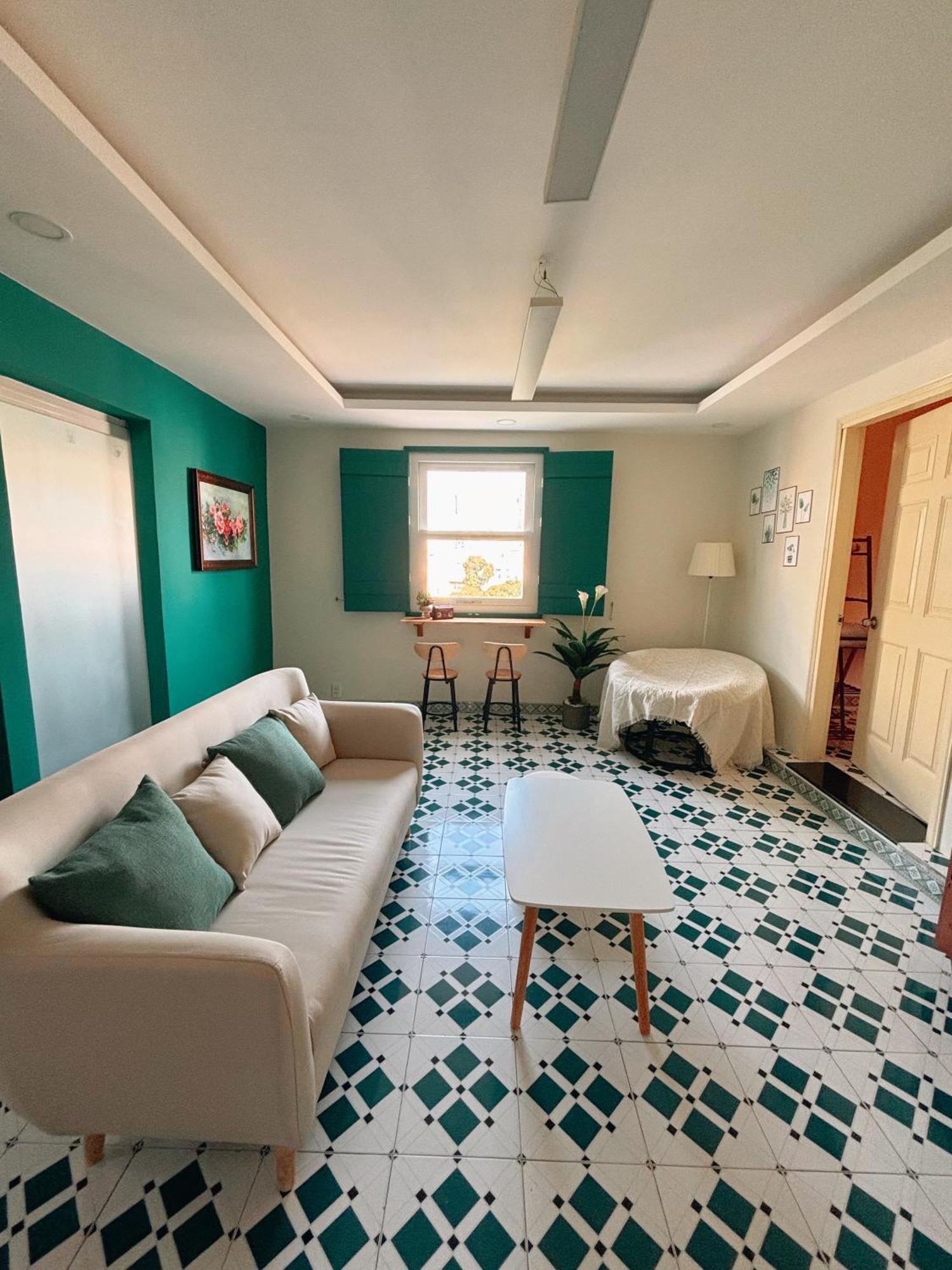 Lala 95 Pasteur Apartment *