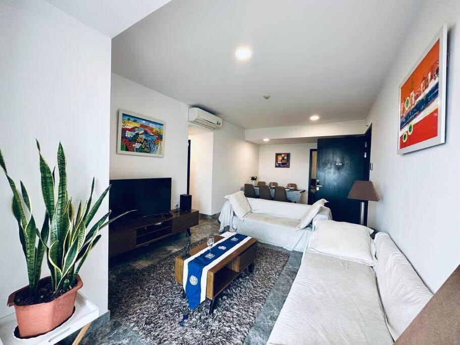 D1mension 3br Luxury City Center In Dist 1 Apartment
