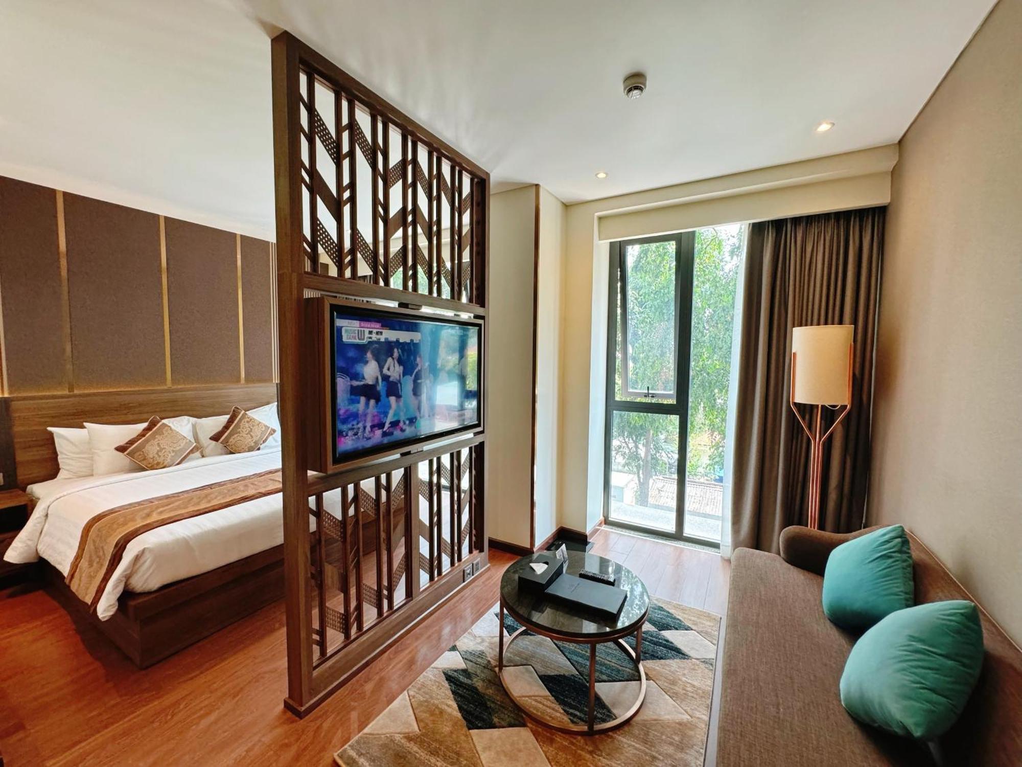 Northern Charm Hotel 4*