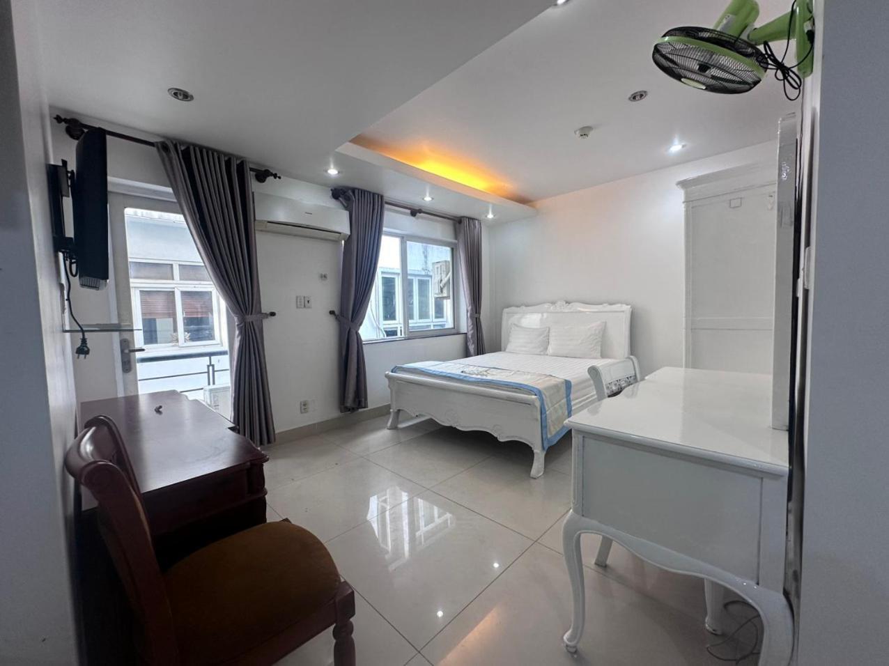 Laguna Khách sạn 3*