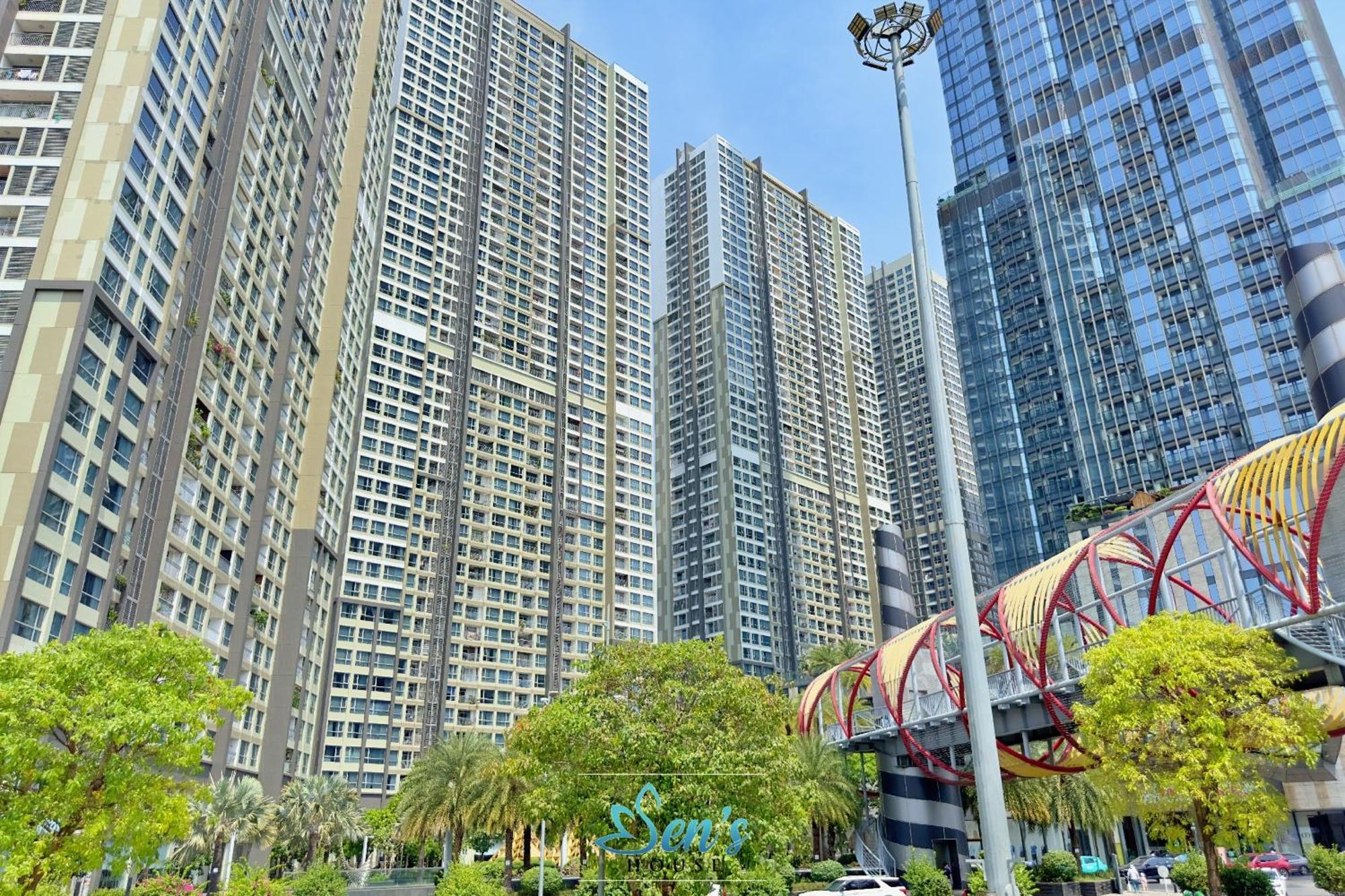 Sens House Saigon - Serviced In Vinhomes Park Apartment