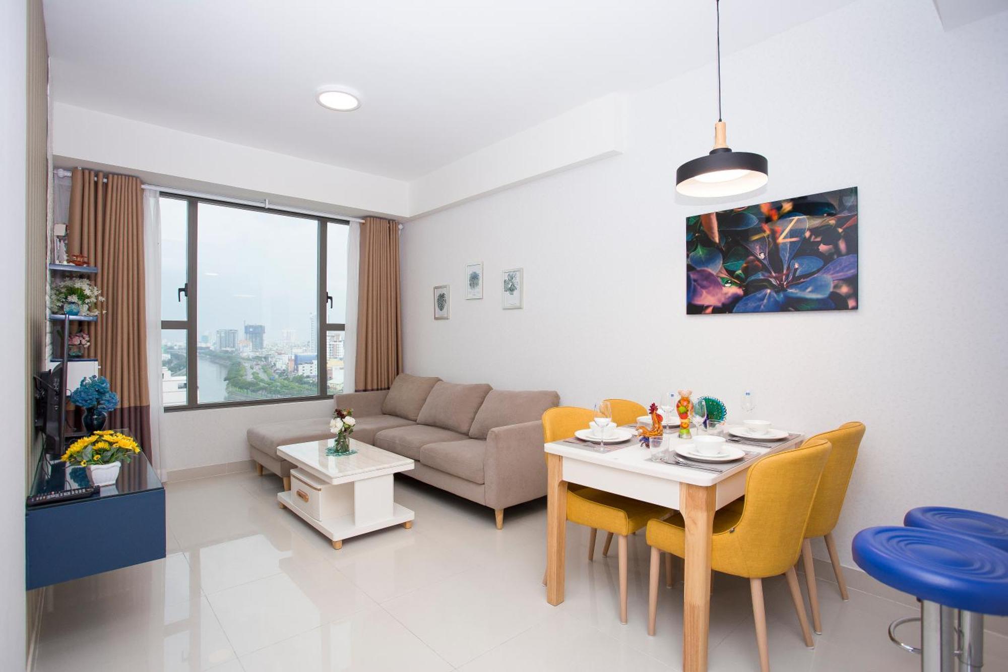 Aloha Saigon - Rivergate Apartment