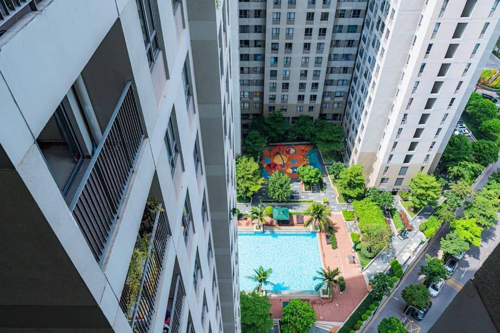 Apartment Spacious 2 Bed In Masteri Thao Dien *
