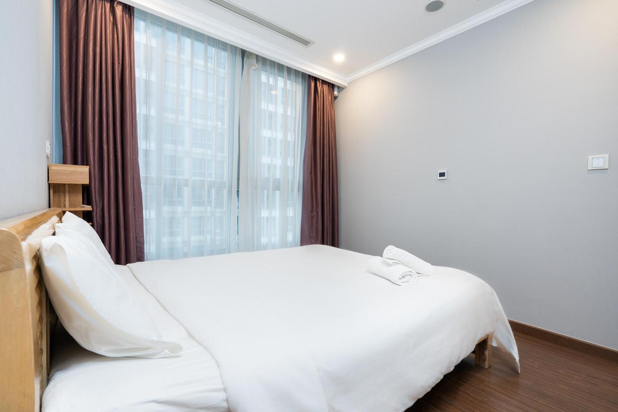 Vinhomes Saigon Premium *