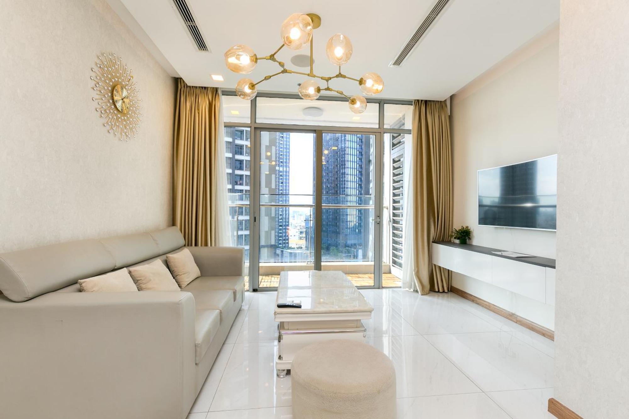 Vinhomes Saigon Premium *
