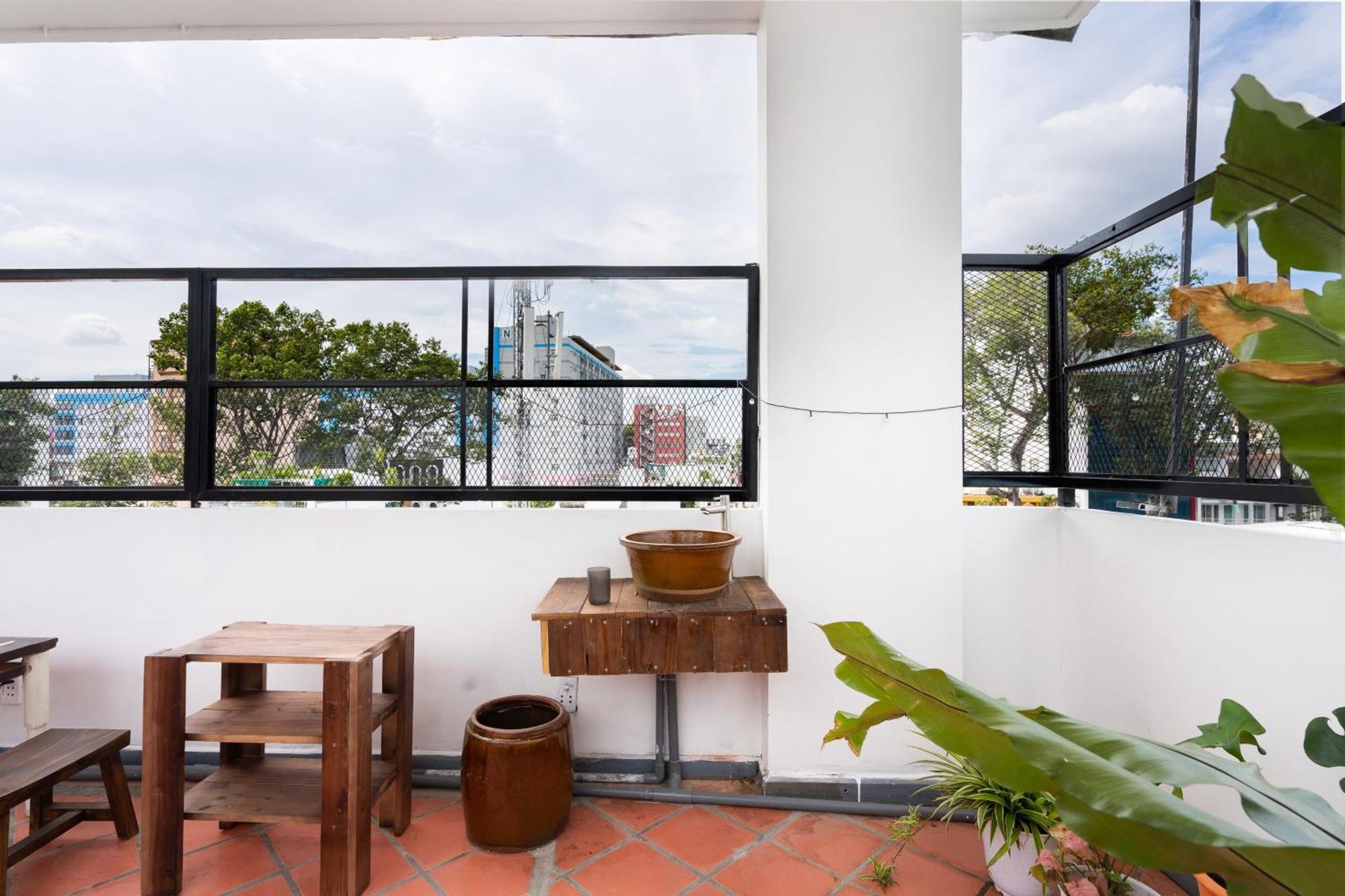 Apartment Luong Huu Khanh - Centre District 1 *