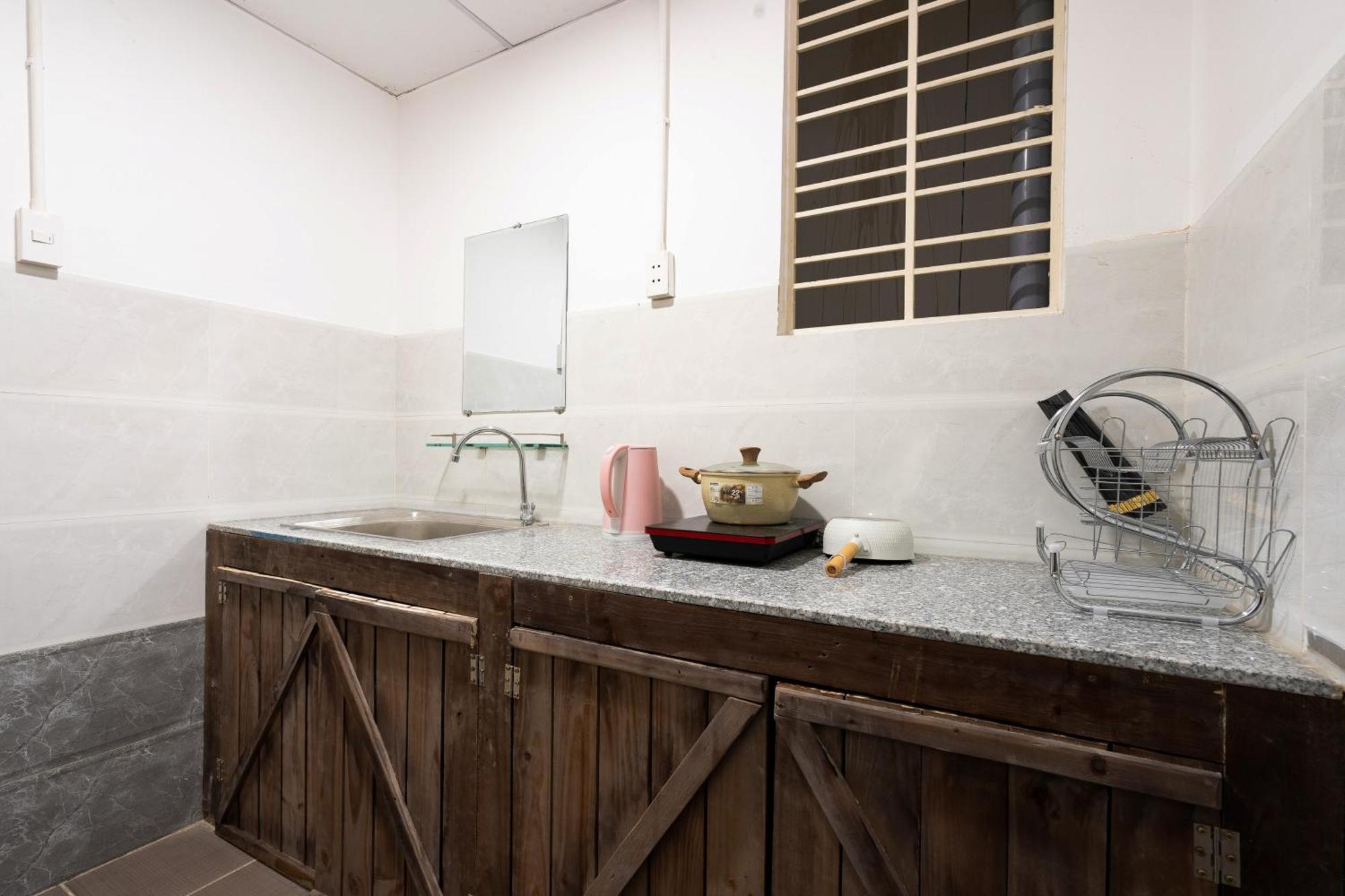 Apartment Luong Huu Khanh - Centre District 1
