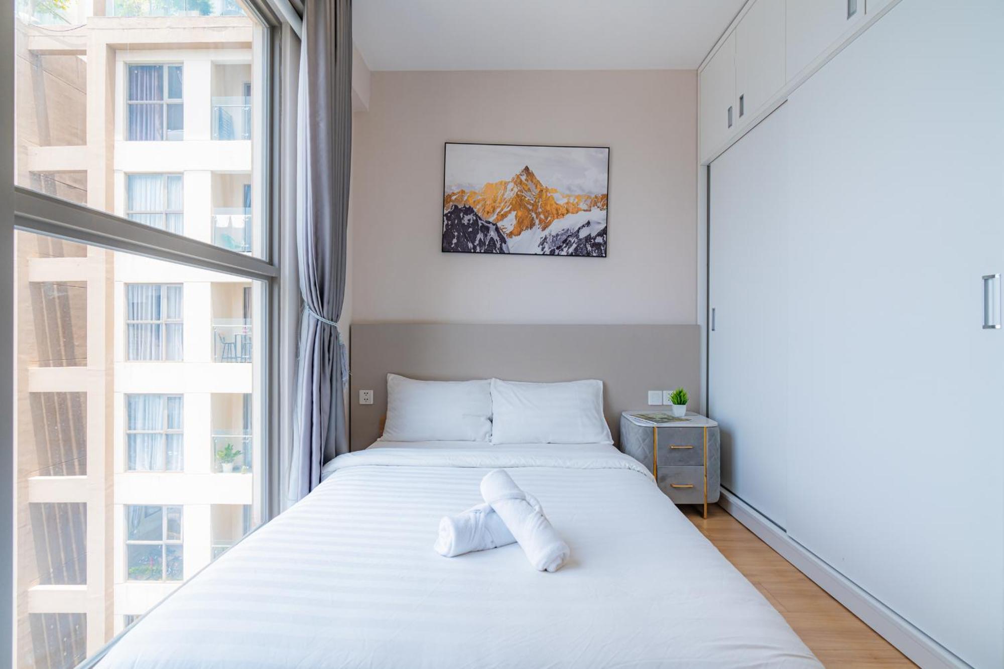 Millennium Luxury With Location