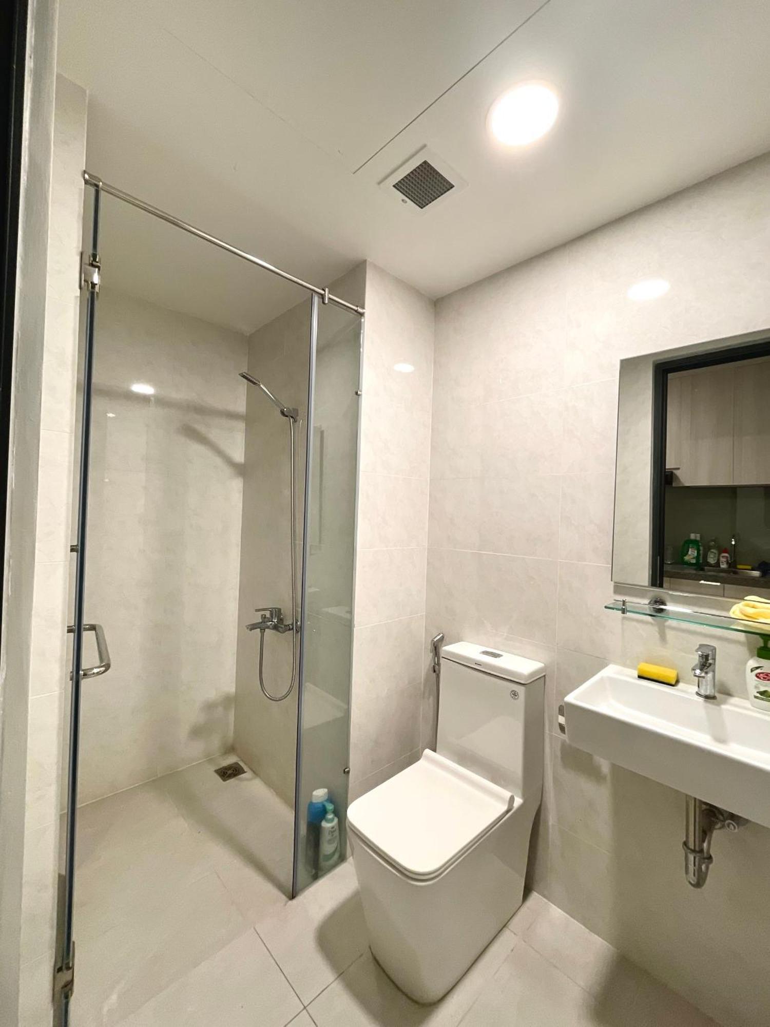 Apartment Soho Next To Buivien Ho Chi Minh City