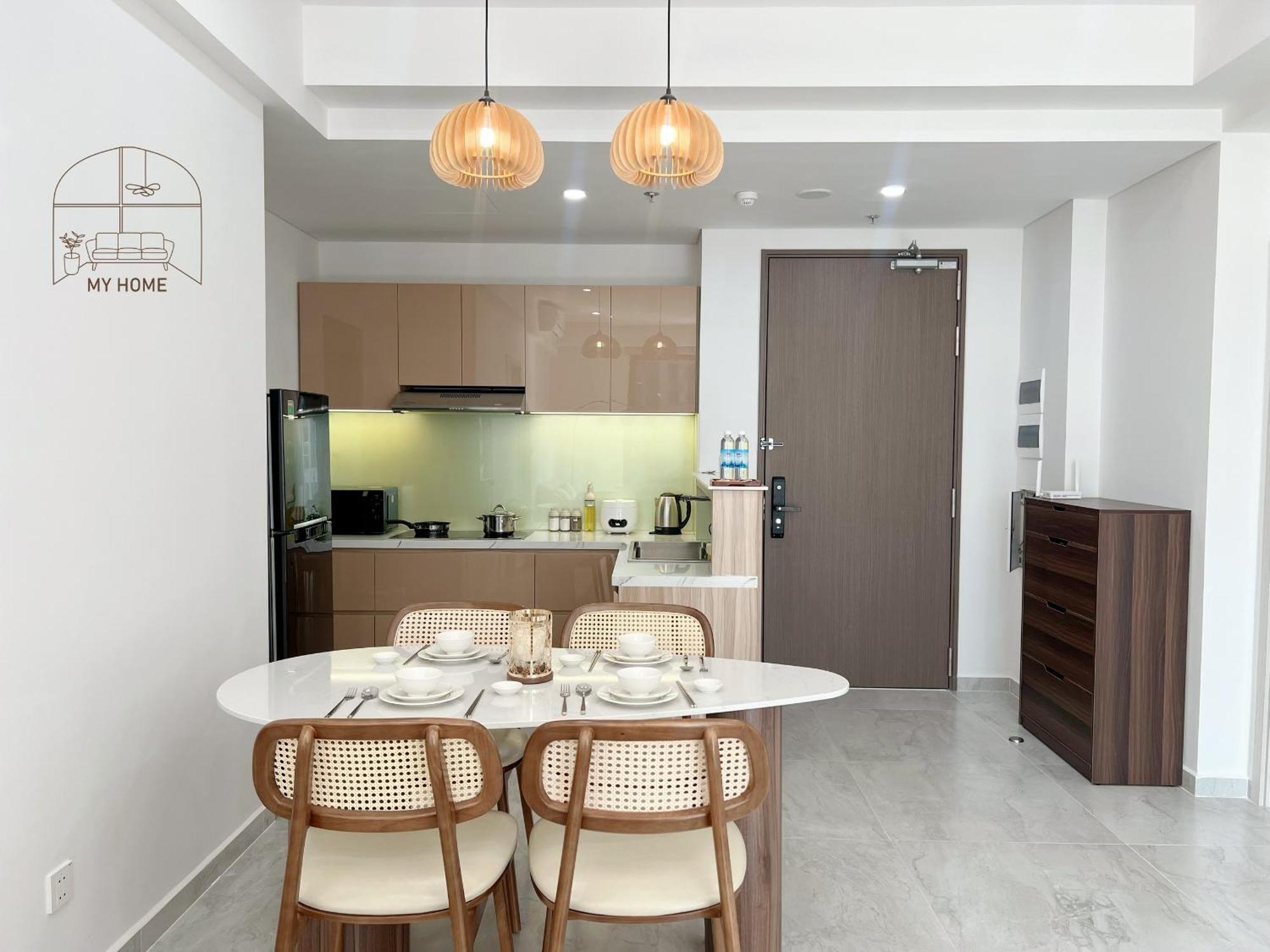 Cardinal Court 2br Luxury In Phu My Hung * Ho Chi Minh City
