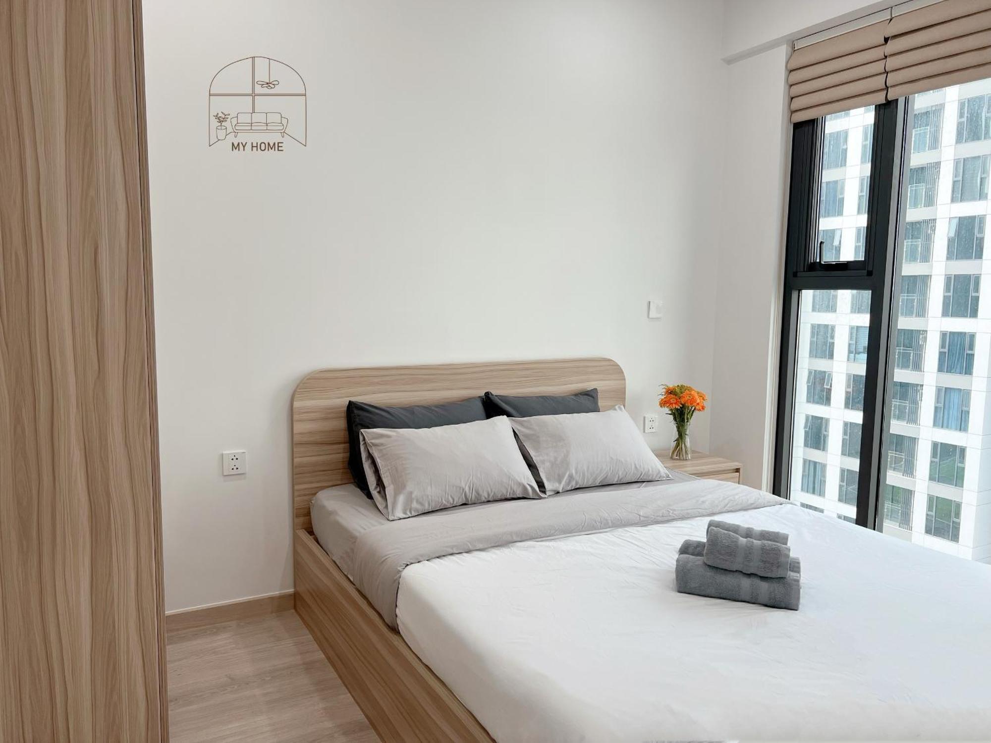 Cardinal Court 2br Luxury In Phu My Hung * Ho Chi Minh City