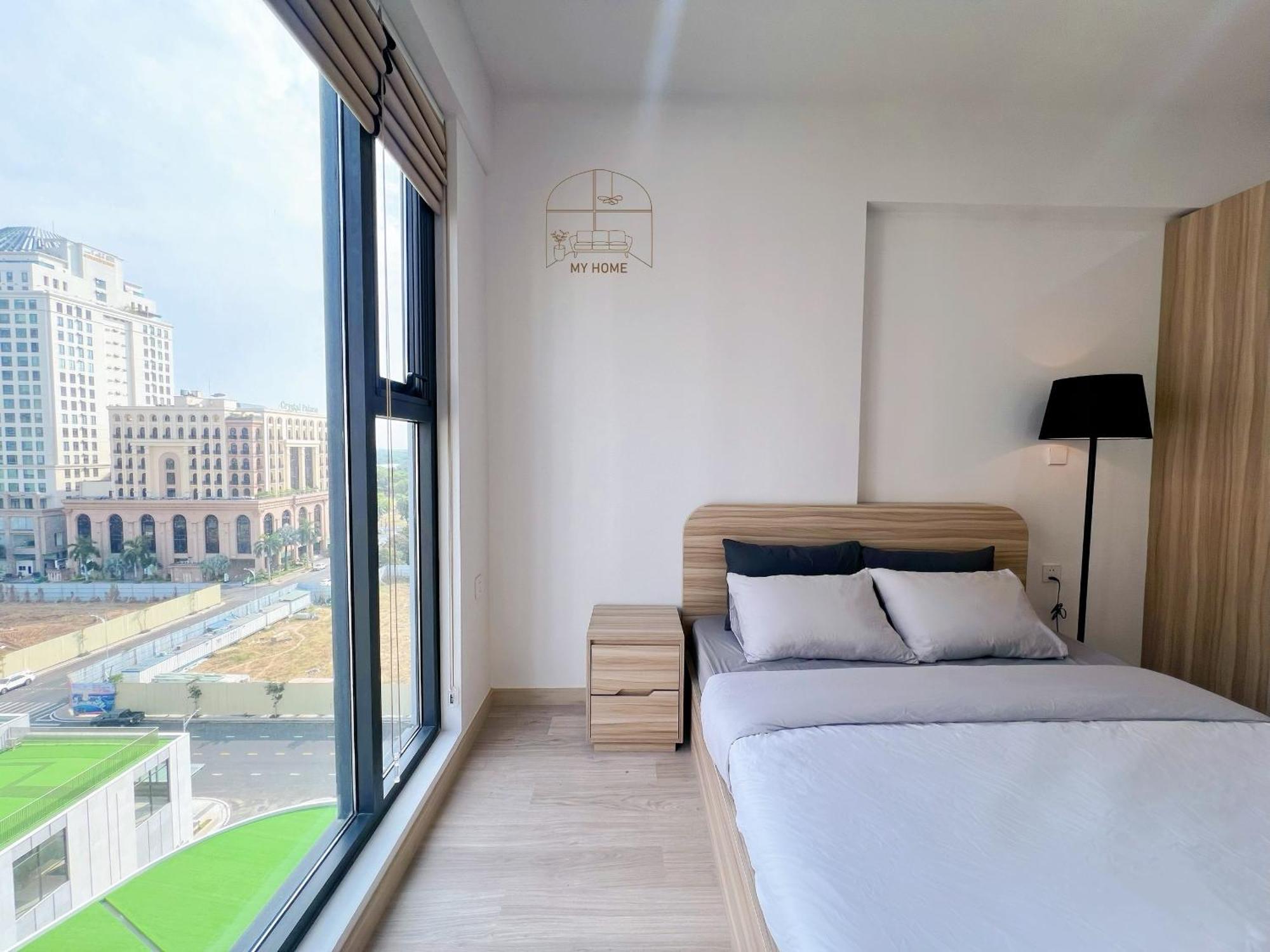 Cardinal Court 2br Luxury In Phu My Hung * Ho Chi Minh City
