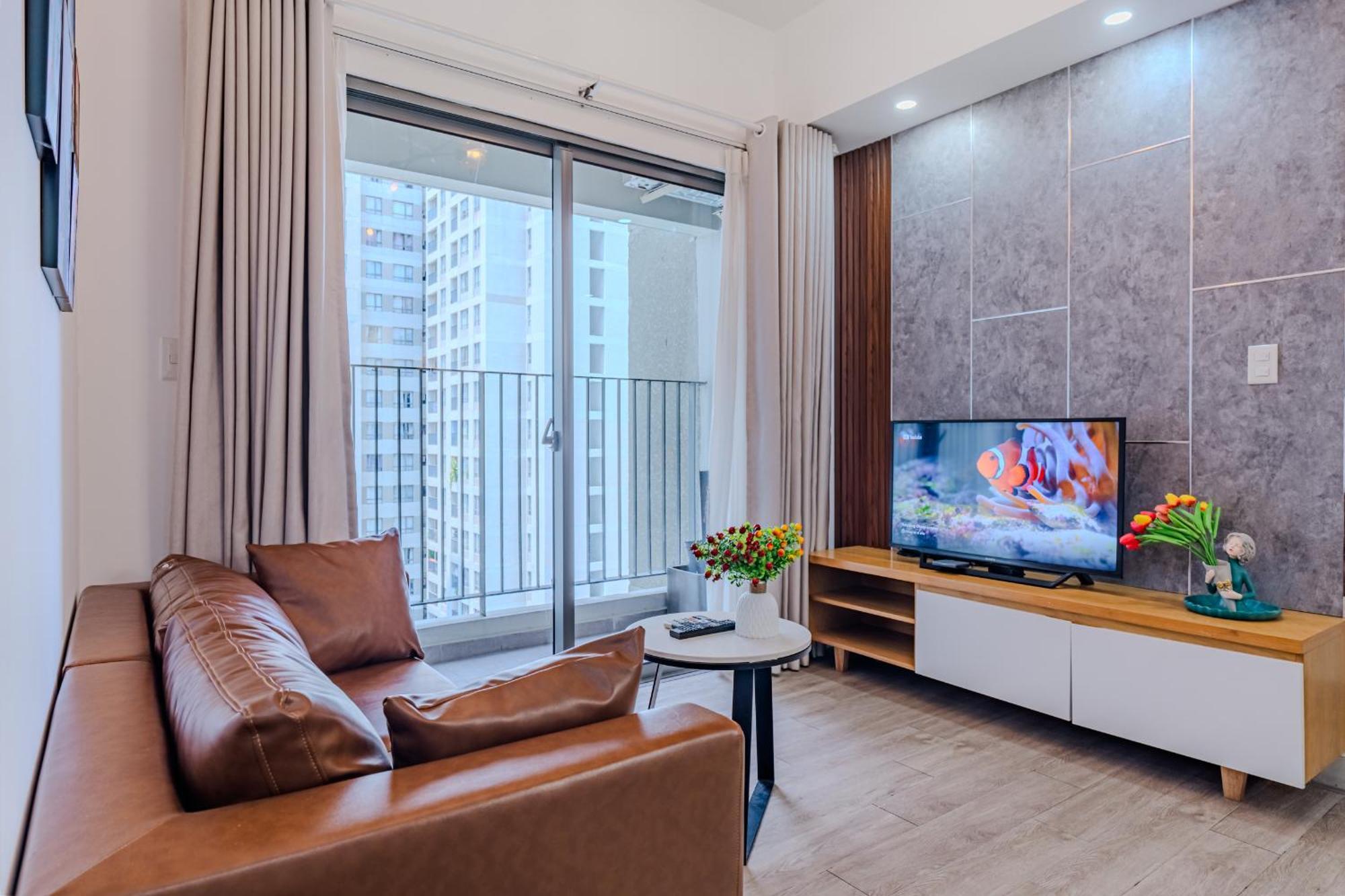 Amazing 2 Bedroom Masteri Thao Dien *