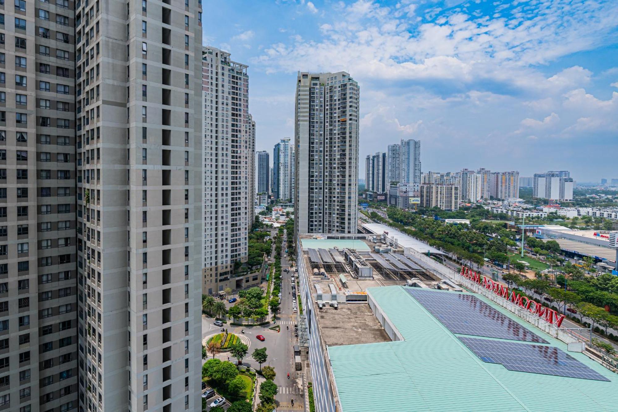 Amazing 2 Bedroom Masteri Thao Dien