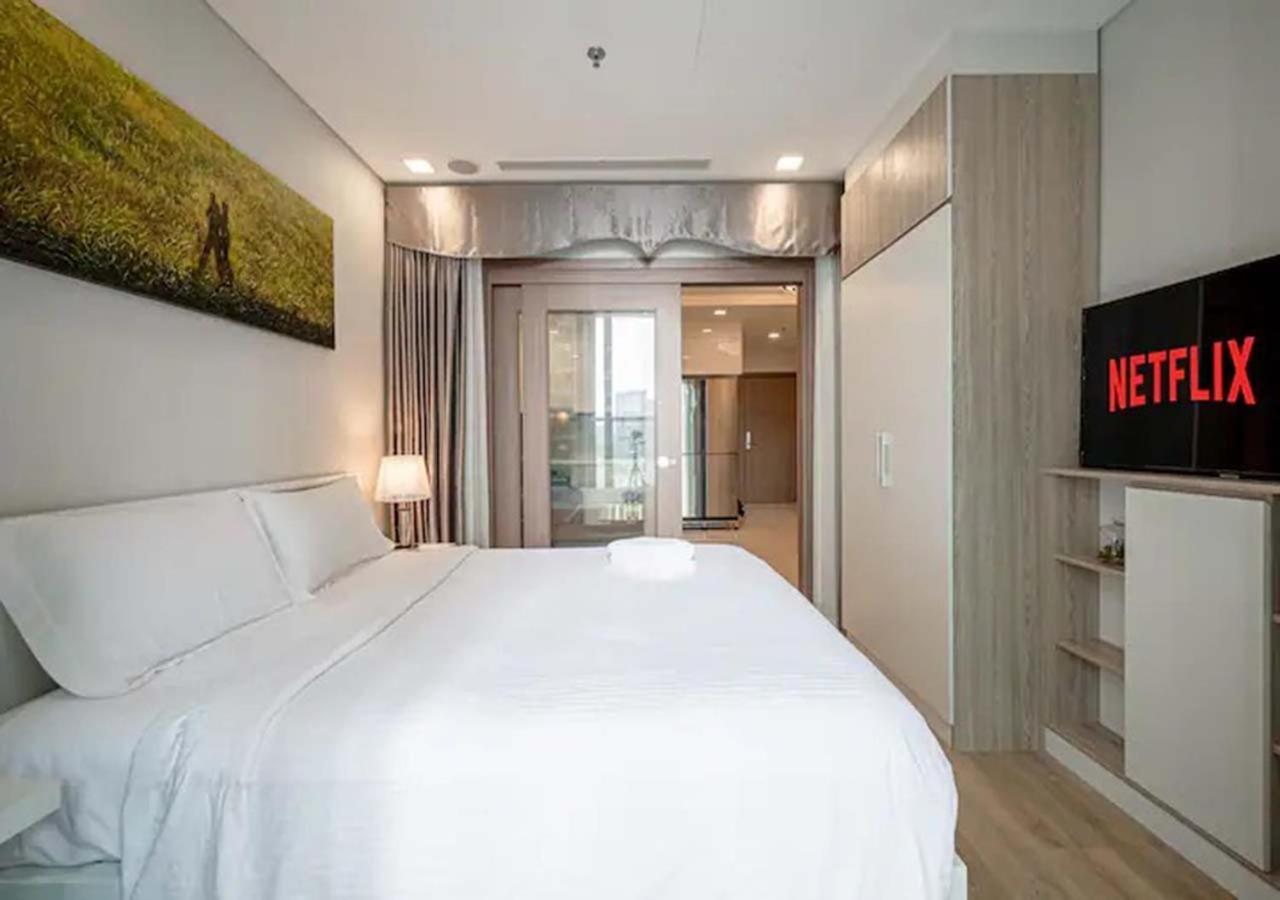 Apartment Landmark 81 And Vinhomes Riverside *