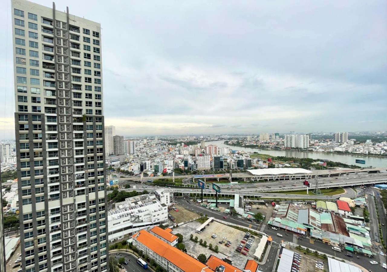 Landmark 81 And Vinhomes Riverside Apartment Ho Chi Minh City