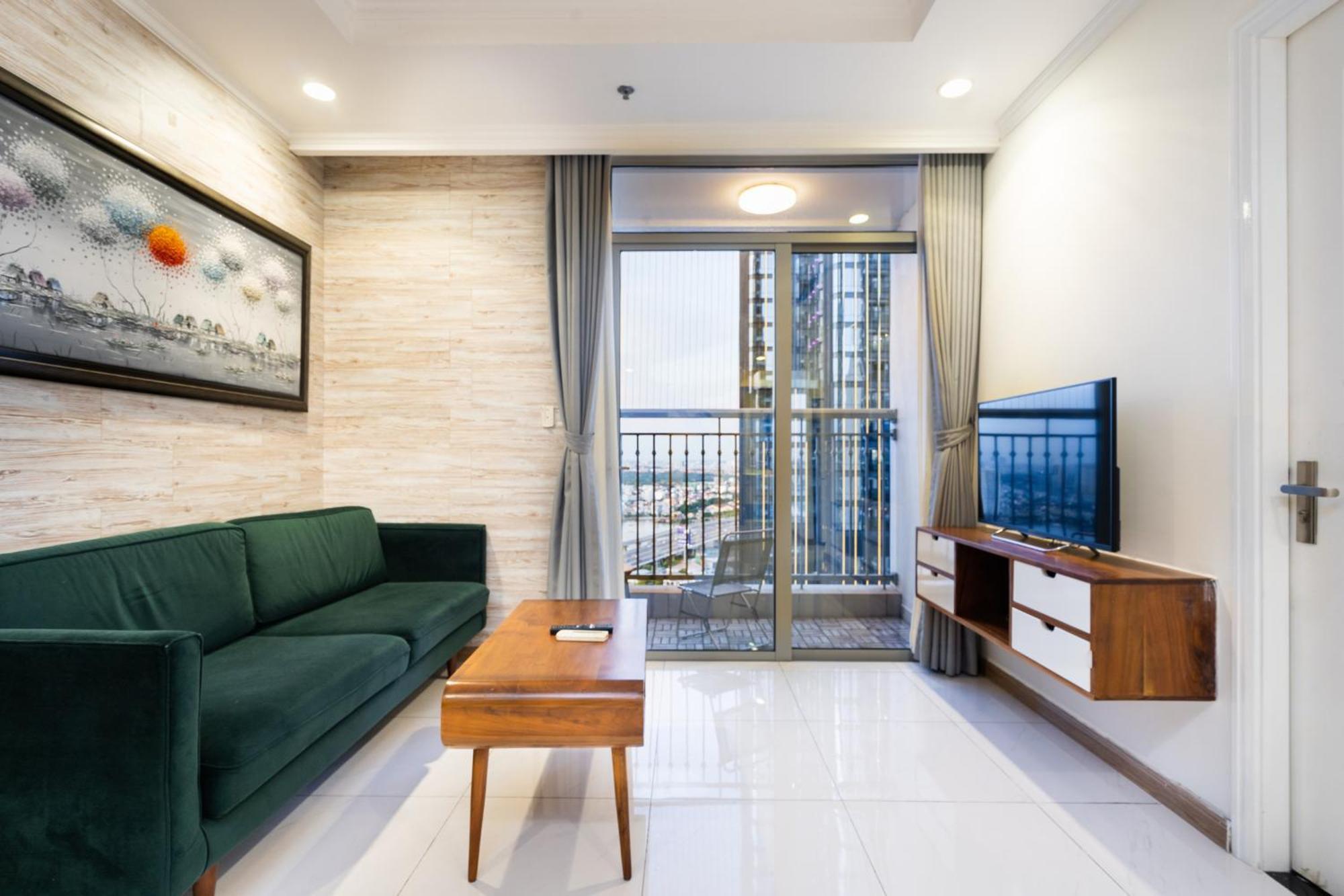 Vinhomes Park - Serviced Ltd *