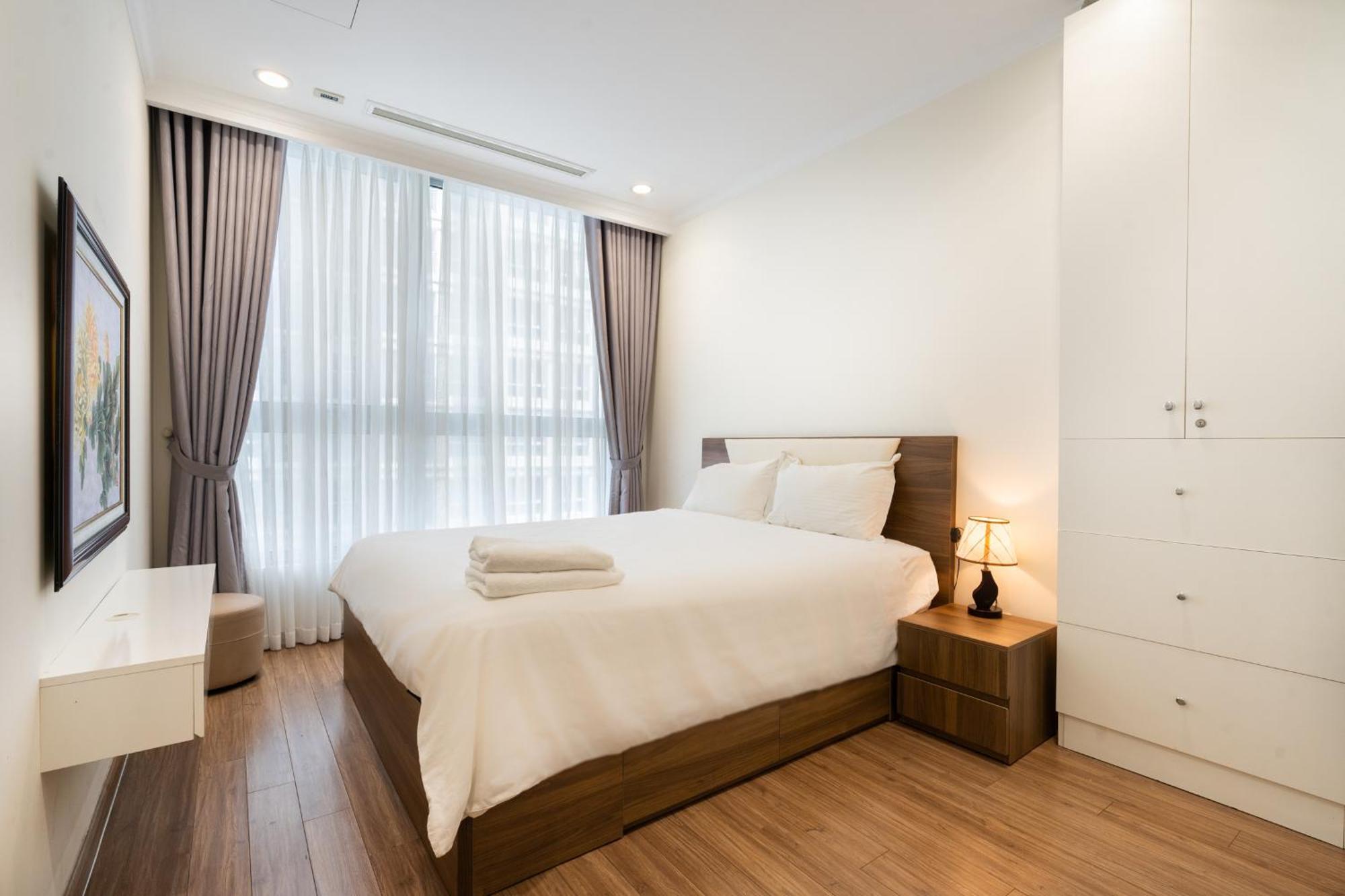 Vinhomes Park - Serviced Ltd