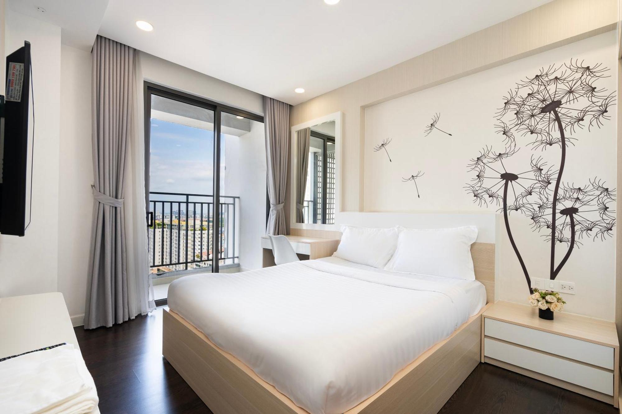 Henry - Rivergate Aparthotel *
