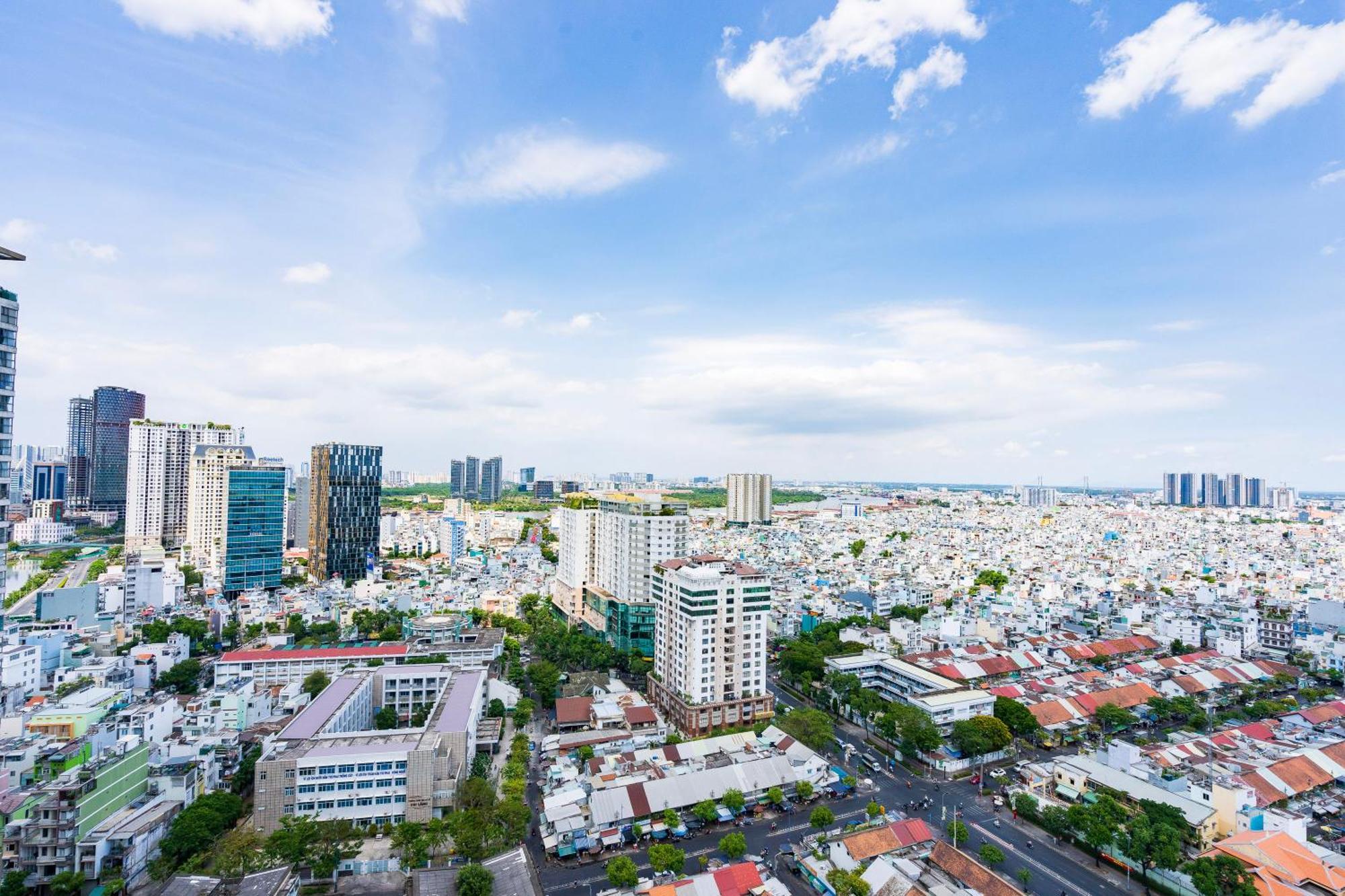 Henry - Rivergate Ho Chi Minh City