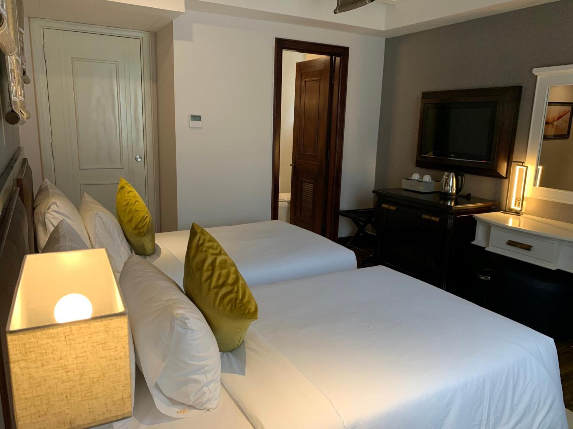 Hotel The Odys Boutique 4*