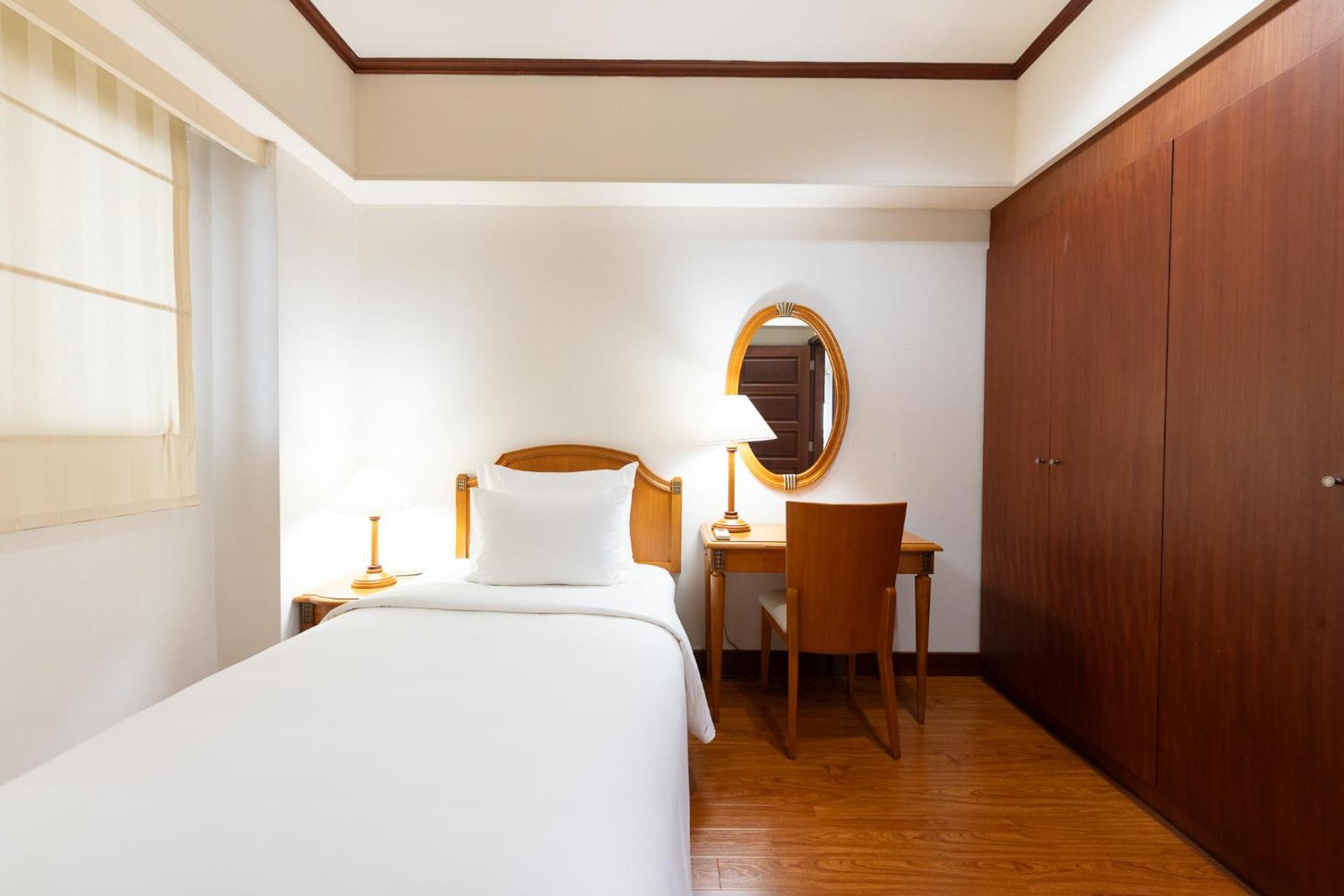 Garden View Court Hotel Ho Chi Minh City